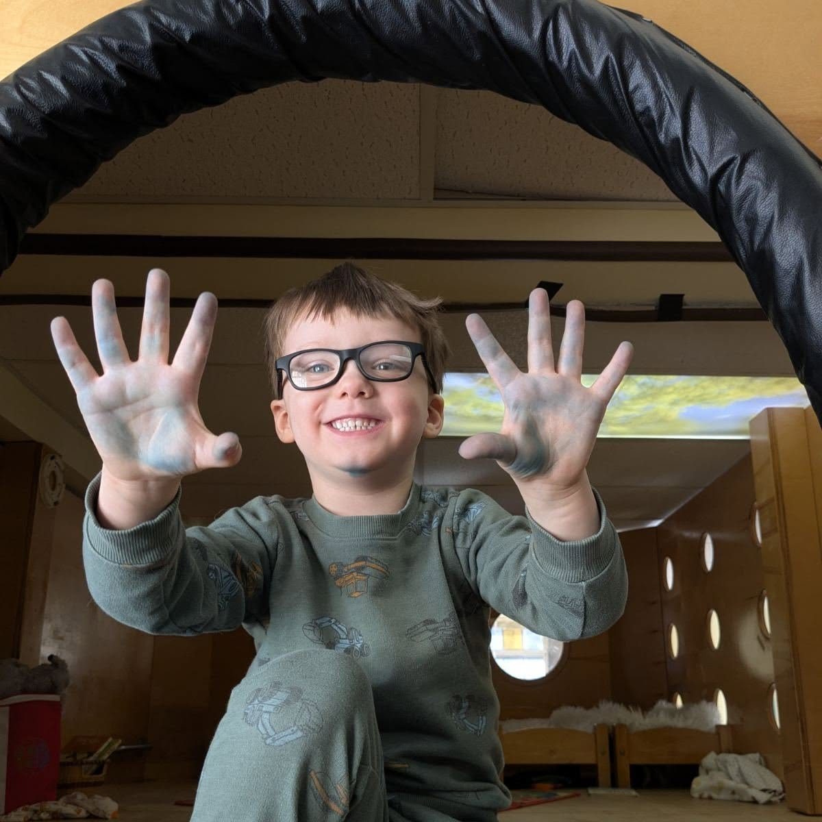 Got the Monday blues? We don't here at FUMCN. Okay, maybe on our hands sometimes.