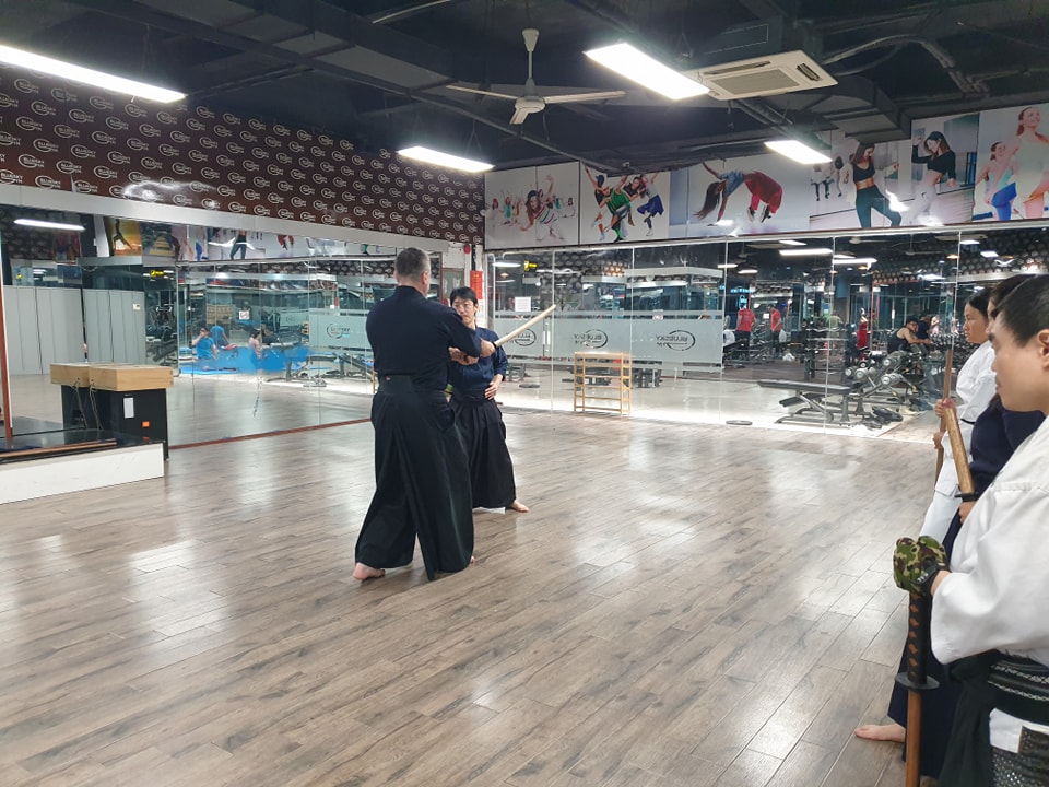 ⛩ Discipline is not a mystery. It's the simple and dedicated practice of aligning your vision with your actions. 🙏
🥋 Kỷ luật không phải là điều bí ẩn. Đó là quá trình thực hành đơn giản và tận tụy để kết hợp tầm nhìn với hành động của bạn. 👊
Mondays Iaido and Jodo 20.00-21.30
Tuesdays Aikido 20.00-21.30
Fridays Aikido 20.00-21.30
Saturdays Aikido 18.00-19.30
71 Nguyễn Chi Thanh, Ba Dinh, Hanoi
#aikikai #martialartslife #iaijutsu #jojutsu #vietnam #hanoi #jodo #iaido #japanesemartialarts #martialarts #bushido #osensei #ueshibamorihei #ueshiba #aikidoka #aikidoaikikai #aikido #budo