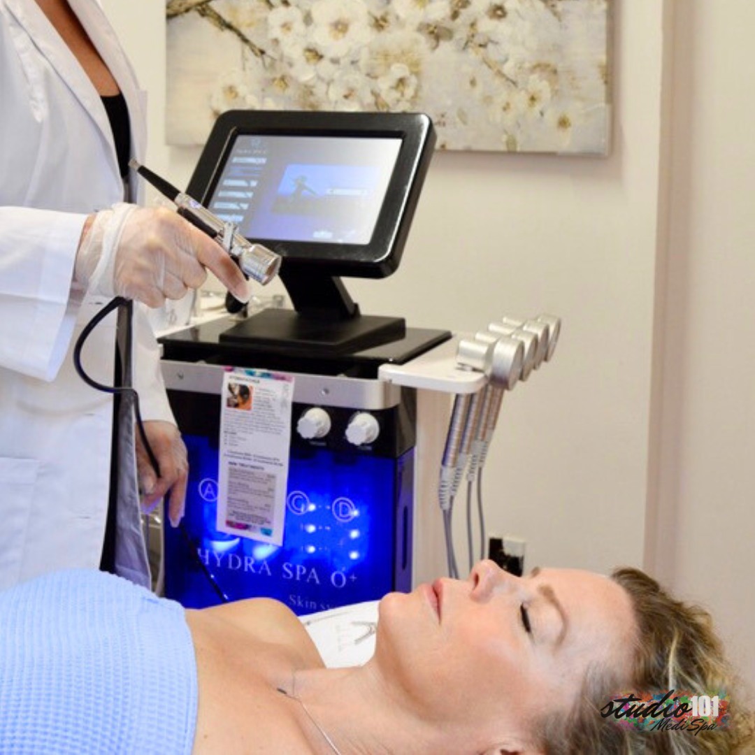 Revitalize your skin and boost your wellness with a customized Hydrafacial! Cleanse, exfoliate, and nourish your skin for a radiant glow tailored to your unique skincare needs. Book your appointment today and treat yourself to the ultimate skincare experience! 🌟✨
#Hydrafacial #Skincare #Wellnessjourney