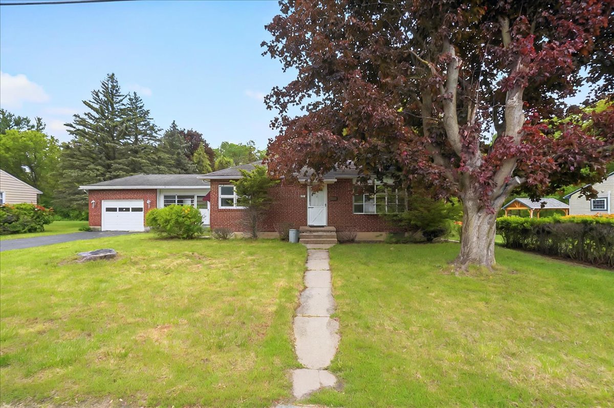 📍 51 Grieme Avenue, Amsterdam, NY 12010
Fantastic opportunity to build equity in this charming ranch, full of potential and ready for your personal touch!
🏡 2-bed, 1-bath ranch on a quiet dead-end street
🎨 Freshly painted throughout
🔥 Cozy living room with wood-burning fireplace and bay window
🍽️ Charming kitchen with saloon doors and eat-in area
🌿 Enclosed porch off the kitchen—great for entertaining, a mudroom, or relaxing
🌳 Spacious backyard for gardening, entertaining, or enjoying the outdoors
🚗 Attached one-car garage with freshly painted door
📍 Conveniently located near I-90, distribution centers, and Route 30 shops and restaurants
See it today! Link in bio.
Listing By Alexis Feldbusch @thefeldbuschteam
Romeo Team Realty
518-926-8753
License #10401295185