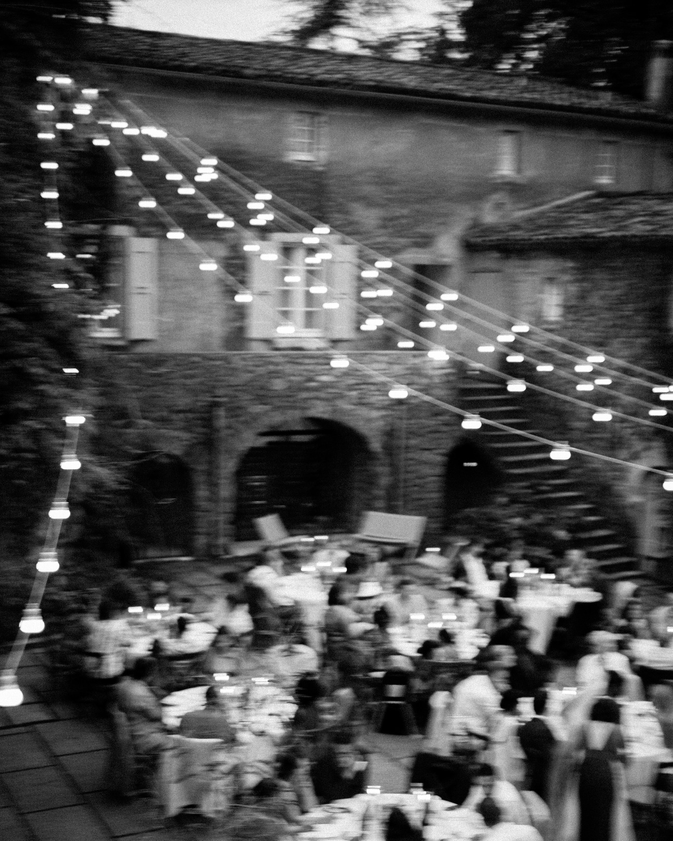 Party Time!
.
#photography #photographer #photographebeziers #weddingphotographer #photographemariage #storyteller #photographemariageoccitanie #storyteller_tribe #lovers #party #weddingparty #partynight #weddingvenue #inspowedding
.
Venue @chateau_de_saint_felix
Wedding Cake @lesdelices2gladys
DJ @dj_bryce_