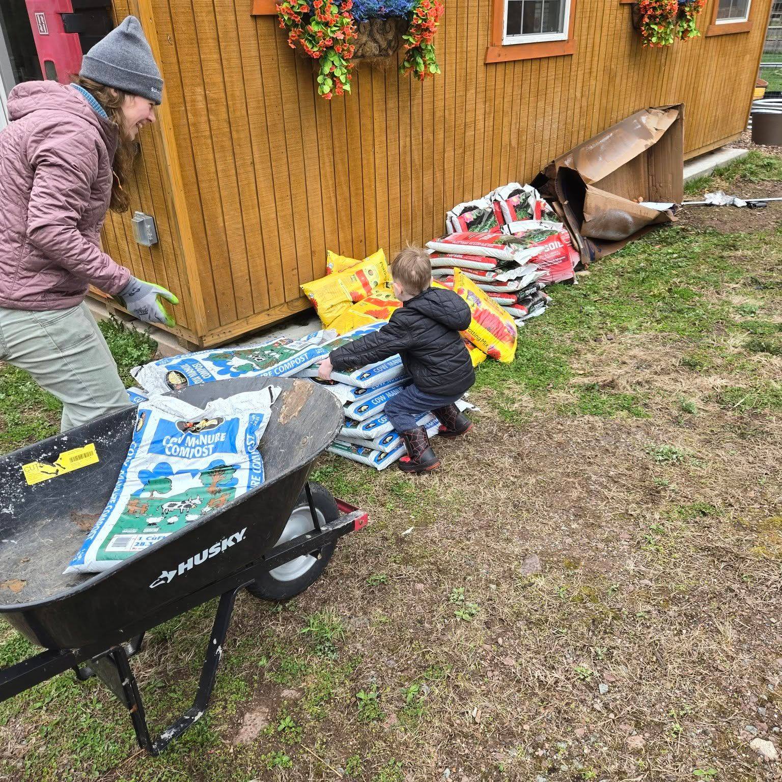 🌱✨ What a day!
Even though the weather was a little chilly and windy, our hearts (and garden beds) were full today at Roots & Boots! We planted beans, dinosaur kale, tomatoes, pansies, nasturtiums, okra, artichokes, and herbs — and even added a fun surprise: a cola plant we discovered at Monticello Farm Home & Garden! 🥤🌿
We also set up in-bed composters for snack scraps, installed ollas to help keep the soil moist, and gave everything a boost with fresh compost. 🪴♻️ Plus, our adorable chicks made their debut, bringing lots of smiles. 🐥
Big milestone: we assembled our brand-new shed thanks to support from the Cornell grant! 🏡
A special thank you to Eva from Sullivan 180 for coming out to lend a hand — she brought tools, buckets of motivation, and was a wonderful help throughout the day! 🛠️💚
Stay tuned for some photo highlights coming soon. Thank you to everyone who braved the weather and made today so special! 🌿
#thevalleyfellowship #RootsAndBoots #GardenDay #CommunityGrown #monticellony #sullivancountyny