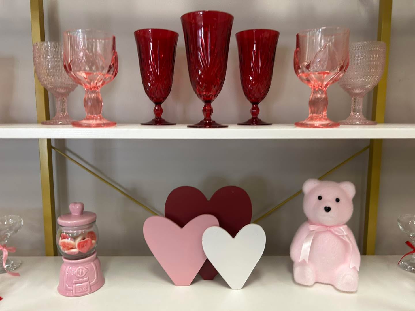 Love isn’t just for couples! These close ups are perfect inpso for your Galentine’s Day celebrations💖💕💖💕💖