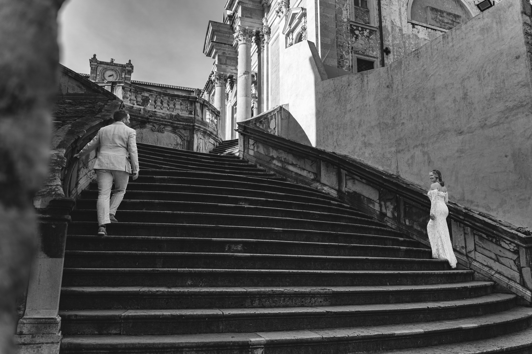 Let's meet at the top ✨
#Dubrovnik #JesuitStairs #GameOfThrones #OldTownDubrovnik #CroatiaTravel #HistoricBeauty #TravelEurope #StairwayToHistory #Wanderlust #TravelPhotography #AncientStreets #HiddenGems #DubrovnikVibes
#DestinationWedding #WeddingPhotography #DubrovnikWedding #WeddingInCroatia #LoveInDubrovnik #BridalPhotoshoot #WeddingInspiration #JustMarried #EuropeanWedding #WeddingPortraits #ElegantWedding #WeddingDreams #RomanticGetaway #WeddingShootLocation #WeddingPhotographer #TimelessLove #WeddingMagic