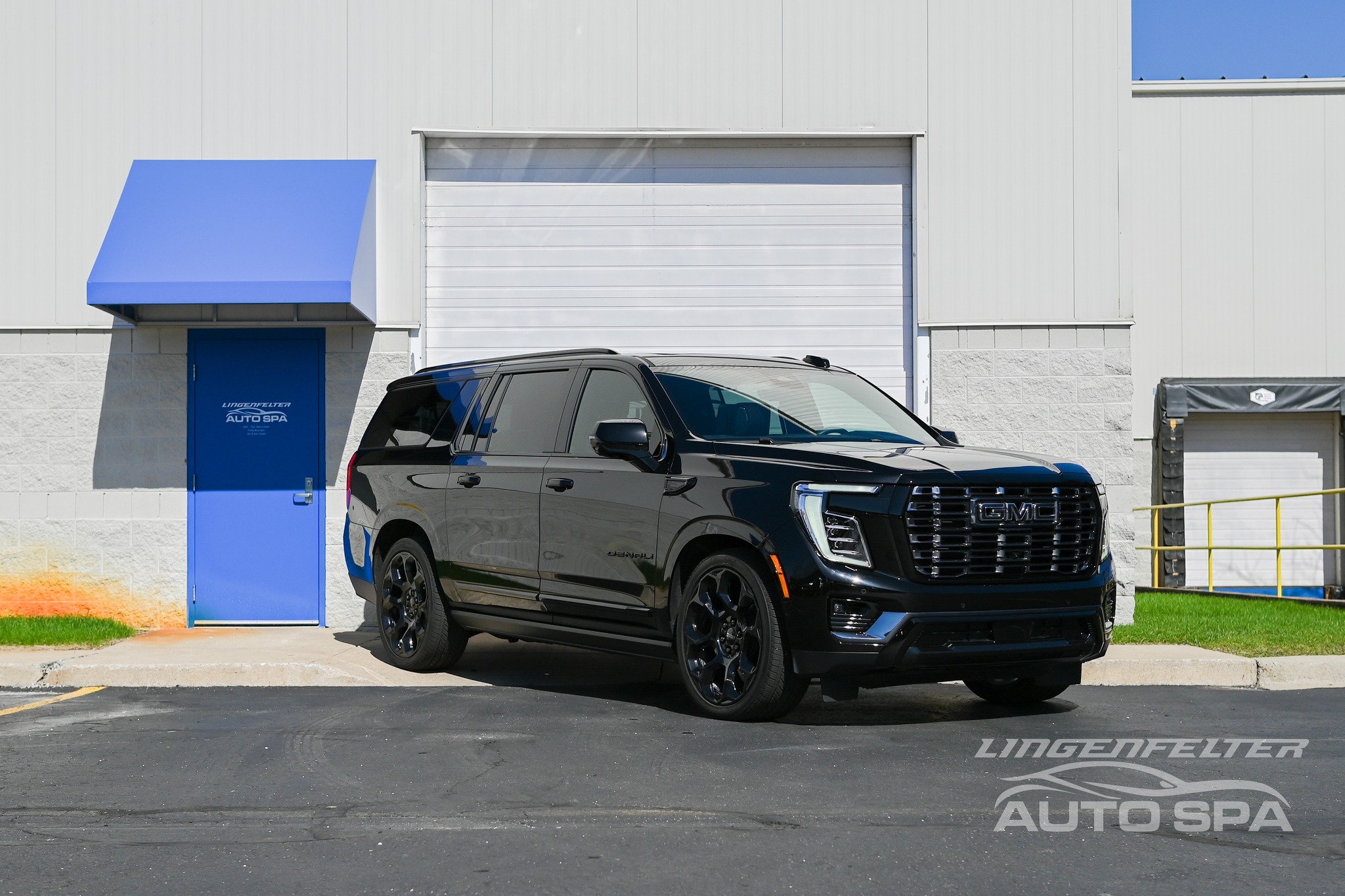 This Yukon Denali Ultimate came in looking good — now it’s leaving protected and better than ever. Full front PPF keeps the finish flawless and ready for anything the road throws at it.
.
.
.
.
.
#YukonDenali #DenaliUltimate #PPF #PaintProtectionFilm #LuxurySUV #CarDetailing #TruckProtection #AutoSpa #LingenfelterAutoSpa #HighEndDetailing #GMCYukon #CarCare #DriveProtected