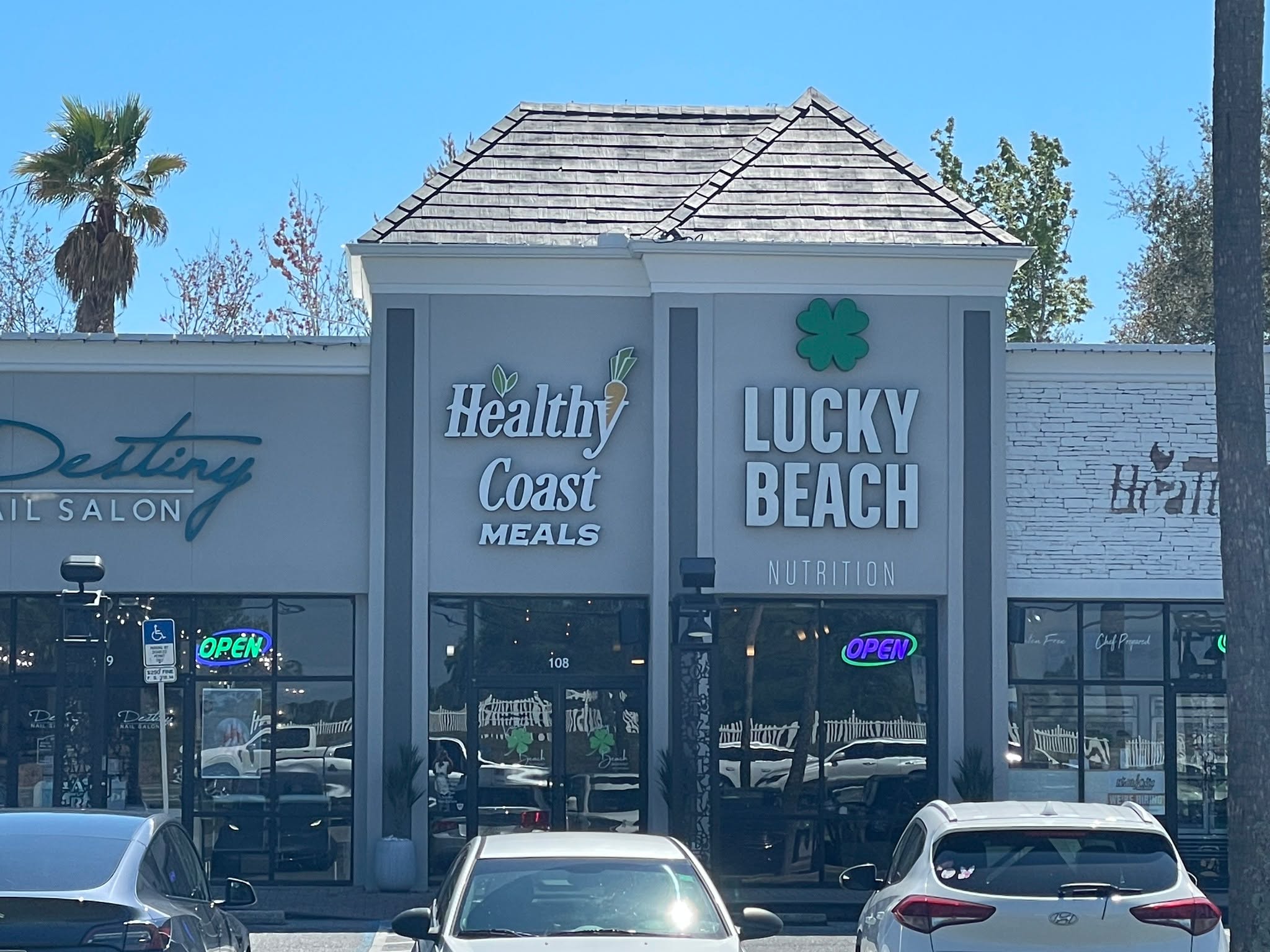 healthy Coast meals
Destin Florida
LED SIgn
thanks again to our awesome crew for knocking out another project
if you need a hand with your sign project please give us a
text ( 850.398.1712 )
or an
email ( team850Signs@gmail.com )
#850Signs #healthyCoastmeals #destinflorida