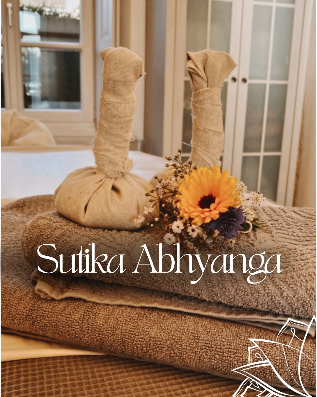 Warmes ayurvedischen Massageöl hüllt dich warm ein. Zarte Hände bringen deine Energie ins fließen und nähren dich mit hingebungsvoller Berührung. Warme Kräuterstempel gleiten mit sanftem Druck über deinen Bauch, deinen Rücken, die Schultern und deinen Nacken. Du tauchst in eine Entspannung ab, die dich ganz besonders nährt, hält und in deinem ganz eigenen Prozess unterstützt.
So würde ich die Sutika Abhyanga beschreiben - die Wochenbett Massage. Sie ist nicht nur wunderbar für alle Frauen im Wochenbett. Auch Frauen, die schön vor Jahren geboren haben, Frauen die vielleicht ein stilles Wochenbett erlebt haben und auch für Frauen die sich ganz intensiv nähren lassen wollen - ist diese Massage eine so, so wundervolle Auszeit.
Aber Worte sind eigentlich nicht genug - du musst sie spüren, erleben, tief einsinken lassen.
Melde dich bei mir für deinen Termin!
Mehr Infos & Termine online ;-)
ABHYANGA
AYURVEDA
MASSAGE
SUTIKAABHYANGA
DOULA
#massage #ayurvedischemassage #massagetime #sutikaabhyanga #wochenbettmassage #wochenbett #postpartum #ayurdoula #doula #kleve #kalkar #goch #rees