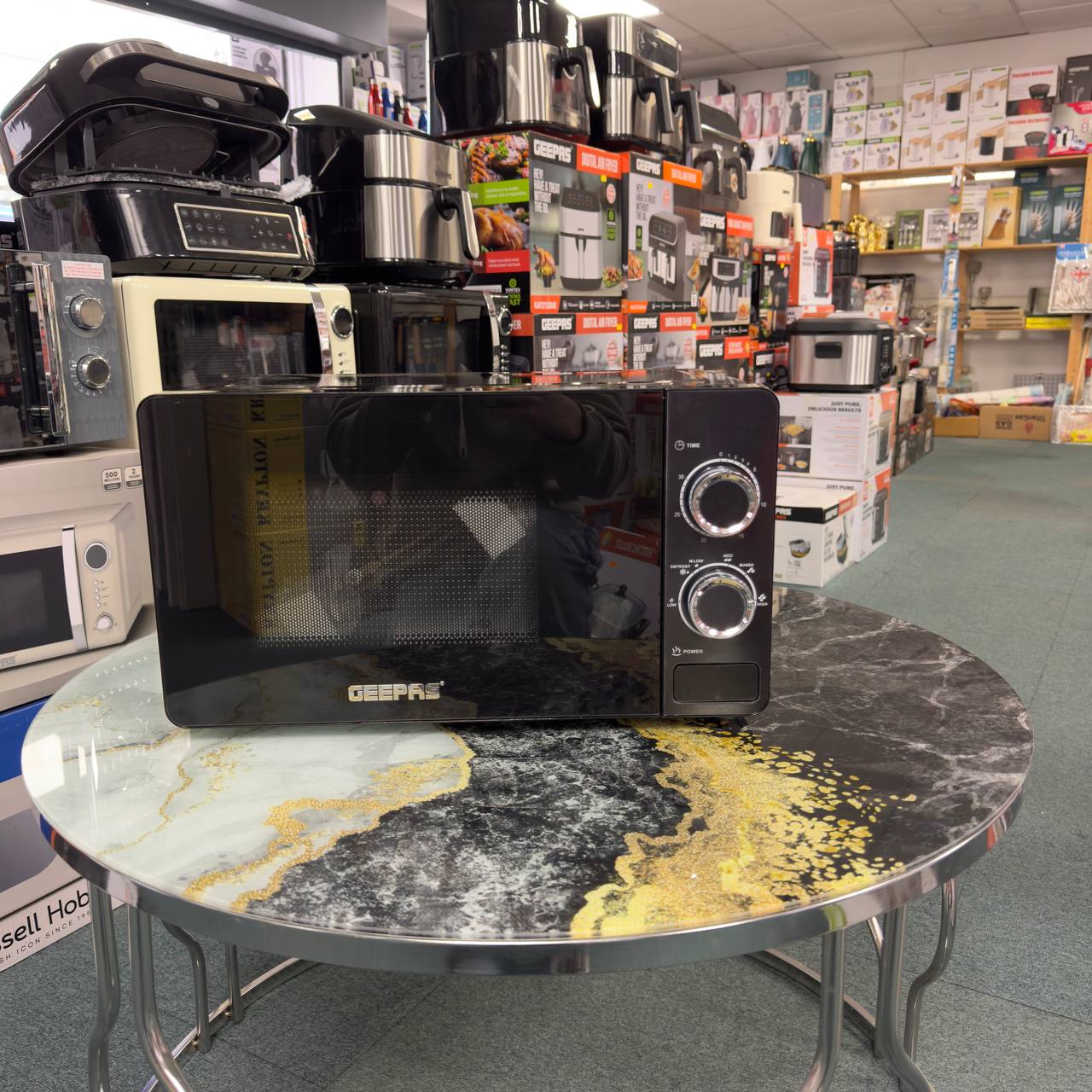 🔥 KITCHEN STARTER SET – NOW ONLY £85! 🔥
WAS £100 – SAVE £15 TODAY! 🛍️💥
Complete your kitchen with this stylish and functional 3-piece appliance set, available in Black or White – limited time only!
✨ WHAT’S INCLUDED?
📦 20L Microwave – 700W power, perfect for quick meals
☕ 1.7L Kettle – Illuminated design with auto shut-off for safety
🍞 2-Slice Toaster – 6 heat settings & built-in safety features
✅ All items come with a 1-Year Warranty
✅ Stylish design, essential function
✅ Perfect for new homes, students, or kitchen upgrades
🎯 OFFER VALID FOR A LIMITED TIME ONLY
📲 Show this post in-store to claim!
📍 Find us at:
🏠 71–73 London Road, Liverpool L3 8HY
📞 0151 207 5555
📱 WhatsApp: 07862 832041
🕒 Open Daily: 10AM – 7PM
#MicrowaveSet #KitchenDeal #ApplianceBundle #LiverpoolDeals #KettleToasterMicrowave #HomeAppliances #KitchenUpgrade #1YearWarranty #LimitedOffer #MyLiverpoolHome