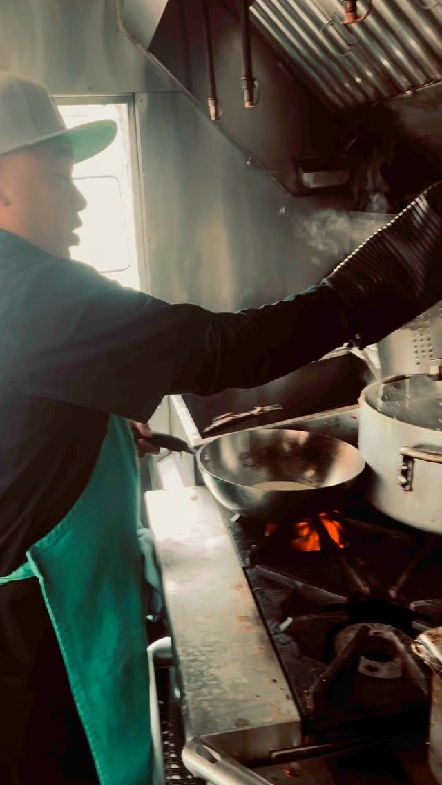 If we are talking about “the opera of pasta” ! 😍 #theoperaofpasta #thebestfood #la #ocfoodie #fettuccine #handmade #parmesanwheel #orangecounty #catering