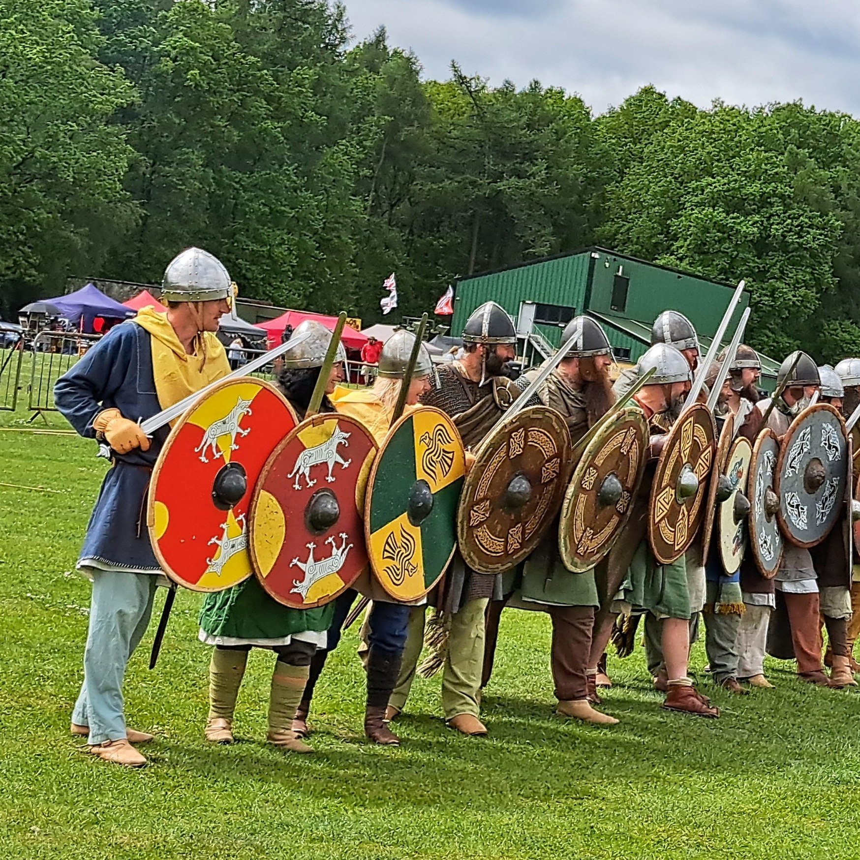 We hope you had a lovely bank holiday weekend!
We had a great time @afestivalforpagansandwitches
#ulfhedinn #viking #vikingreenactment #vikingreenactor #vikingfeast #livinghistory #vikinghistory #vikingbattle #pagansandwitches #paganandwitchesfestival #witch #pagans #mothergaia #vikingwarrior #vikings #dorsetvikings #vikingsociety #vikingcombat #HistoricalReenactment #VikingHeritage #VikingLife #ShieldWall #daneaxe #vikingsofdorset
📷Michelle Stoklasa