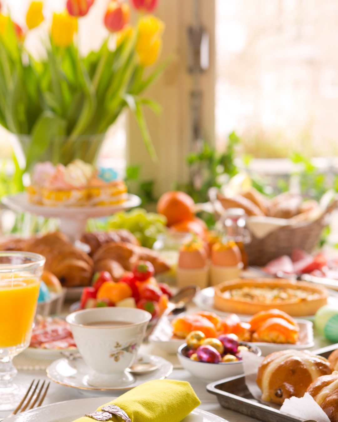 The shops are full of chocolate, but have you started thinking about your Easter weekend food plans?
Whether you’ve got guests to cater for or you’re planning a quiet long weekend with the family, there’s nothing better than a proper roast over the Easter weekend, crisp roasties, spring veg, fresh free range eggs for brunch (and baking), and something sweet to finish off with
We’ve been thinking about all the best bits, and let’s just say... something eggciting might be in the works 👀
If you fancy making life a bit easier this year, keep your eye on our page this week, we’ll have more to share very soon
What’s always on your table at Easter?