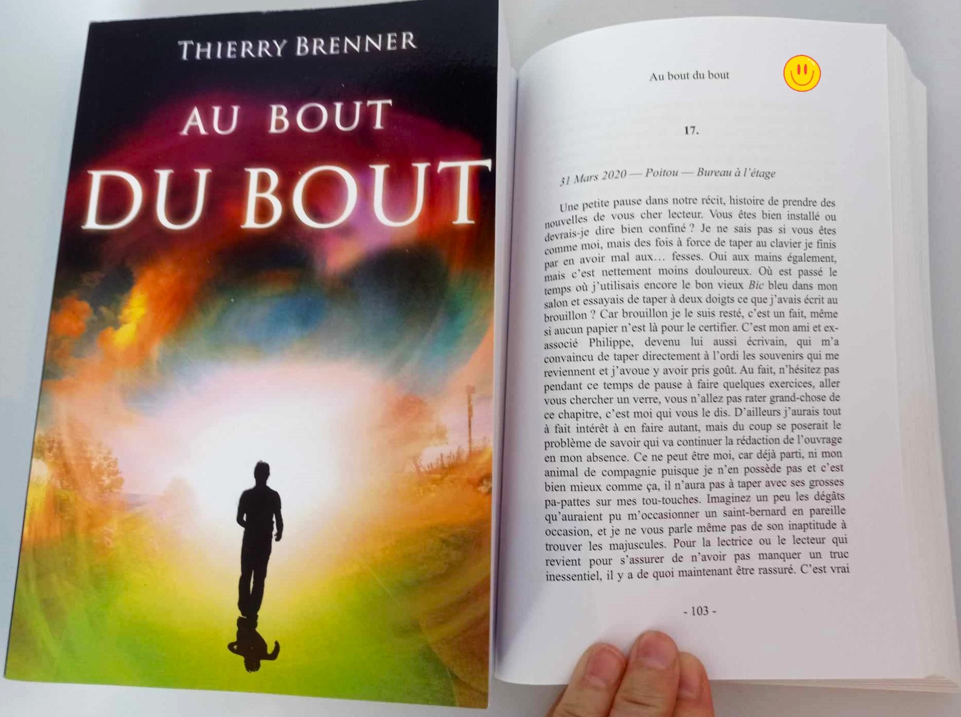 Au Bout du Bout
Ce qui arrive quand tu tournes une page de "Au Bout du Bout" le tome 2 de mon autobiographie . Tu en veux lire d'autres ?
#extrait #auboutdubout #roman #autobiographique #tome2
Pitch tome 2
Après avoir plongé au cœur de sa mémoire, l’auteur poursuit son voyage introspectif… Mais cette fois, l’heure n’est plus seulement à la recherche de réponses : il s’agit de tout affronter, tout comprendre et, surtout, tout lâcher.
Les masques tombent, les trahisons se révèlent, et les questions laissées en suspens trouvent enfin un écho. Entre révélations et résilience, ce dernier volet de l’autobiographie romancée de Thierry Brenner explore le crépuscule des illusions, la puissance du pardon et la liberté d’être soi. Surprenant, intense et profondément humaniste, Au Bout du Bout oscille entre road-movie intérieur et leçon de vie, porté par un second degré salvateur qui éclaire même les instants les plus sombres.
L’histoire touche à sa fin… Mais certaines vérités ne s’oublieront jamais.