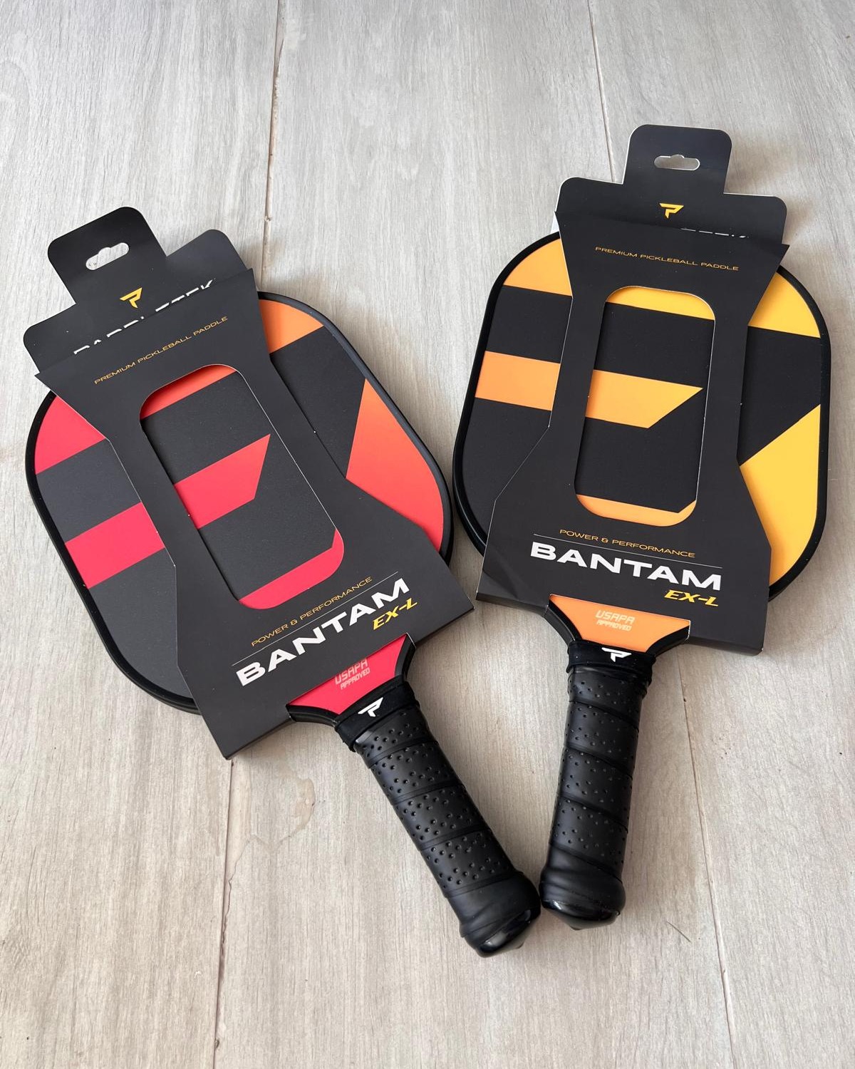 🔥🏓 La Bantam EX-L no está en cualquier cancha… está en las que se gana. 🏆💥
Esta paleta de peso medio y tamaño full tiene el poder y la consistencia pa’ jugar duro, set tras set.
Con su núcleo Bantam PolyCore, cada golpe responde con fuerza y precisión. 😤
¿Buscas una paleta que aguante presión y te ayude a cerrar puntos? 👉 Esta es la que es.
🎯 Cómprala ya en 👉 www.erniezonepickleball.com
#BantamEXL #PaddletekPR #PickleballPR #ErnieZone #VamosPaLaCancha #PaletaDeCampeonato