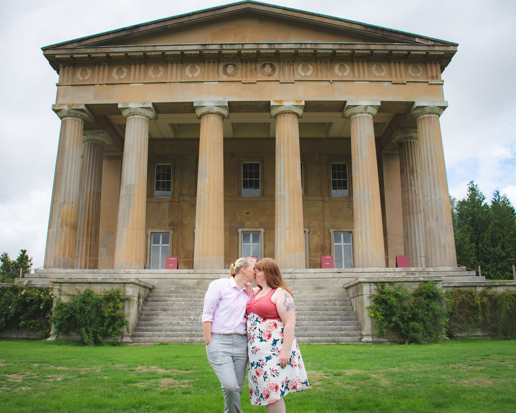 Valentine's season has us reminiscing about Donna & Kelsie's surprise country estate proposal. Swipe to see the moment she realised what was happening! ā”ļø Now booking 2025/2026 weddings and engagements.
#ProposalStory #RobinsonRoadPhotography #WeddingPhotography