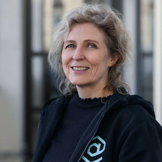 Du missar vÀl inte vÄr halvdagsutbildning!
âš AI i praktiken â sĂ„ stĂ€rker du din yrkesroll med smarta verktyg
đ
Tis 27 maj | â° 08.30â13.00 | đ BorĂ„s
Vi varvar teori och praktik under en halvdagsutbildning dĂ€r du fĂ„r koll pĂ„ hur AI pĂ„verkar olika branscher â och hur du konkret kan anvĂ€nda det i din vardag.
Hur börjar man? Du gör en enkel AI-handlingsplan för dig och ditt företag. Vi testar olika verktyg och har en öppen dialog kring hinder och lösningar.
Med Anett Kansanen, medgrundare & VD för @hiveandfive â en innovationsbyrĂ„ som hjĂ€lper företag skapa nya digitala affĂ€rsmodeller. Anett har lĂ„ng erfarenhet av projektledning och digital affĂ€rsutveckling.
đ„ Frukost, kaffe & lunch ingĂ„r.
đïž Medlemmar & partners: kostnadsfritt | GĂ€ster: 695 kr ex moms
đ LĂ€s mer & anmĂ€l dig hĂ€r: www.kavai.se