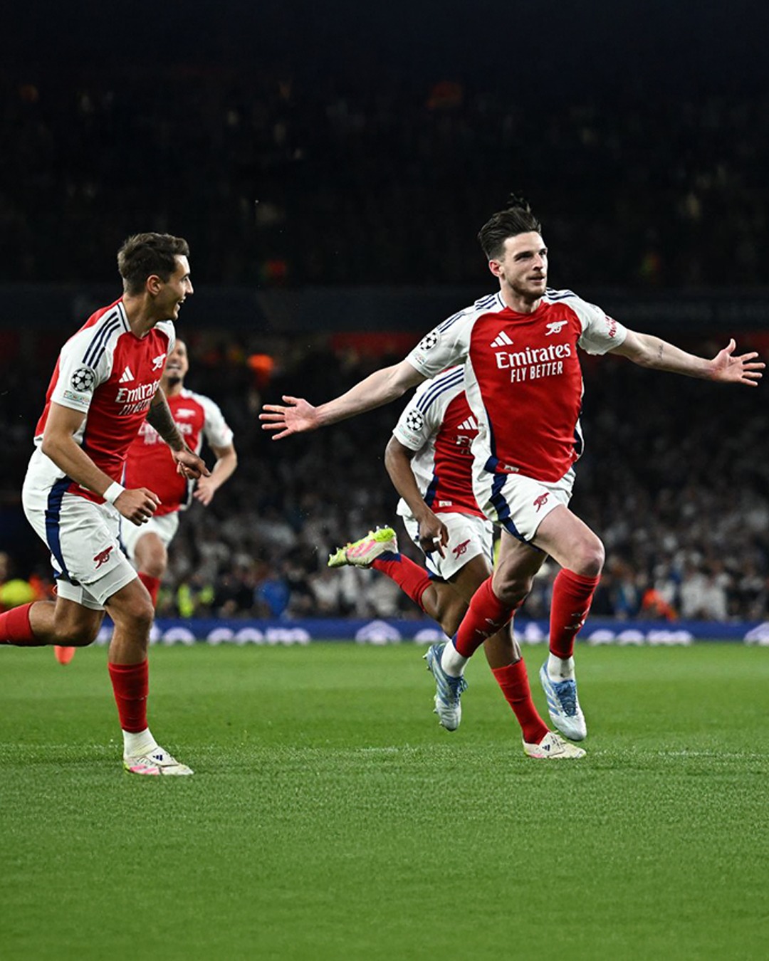 Arsenal v Real Madrid – The Decider ⚽
LIVE tonight at The Malthouse – Kick-off 8PM
After a stunning 3–0 victory in the first leg, Arsenal head to Madrid tonight with everything to play for.
Declan Rice’s two incredible free kicks lit up the first leg – and the whole country’s behind him and the team tonight.
But away at the Bernabéu, it’s far from over. Can they finish the job?
📺 Catch every minute live on the big screens here at The Malthouse.
🍺 Grab a pint, settle in, and join us for what’s sure to be a thriller.
#Arsenal #DeclanRice #ChampionsLeague #TheMalthouse #LiveFootball #COYG #BigScreenAtmosphere