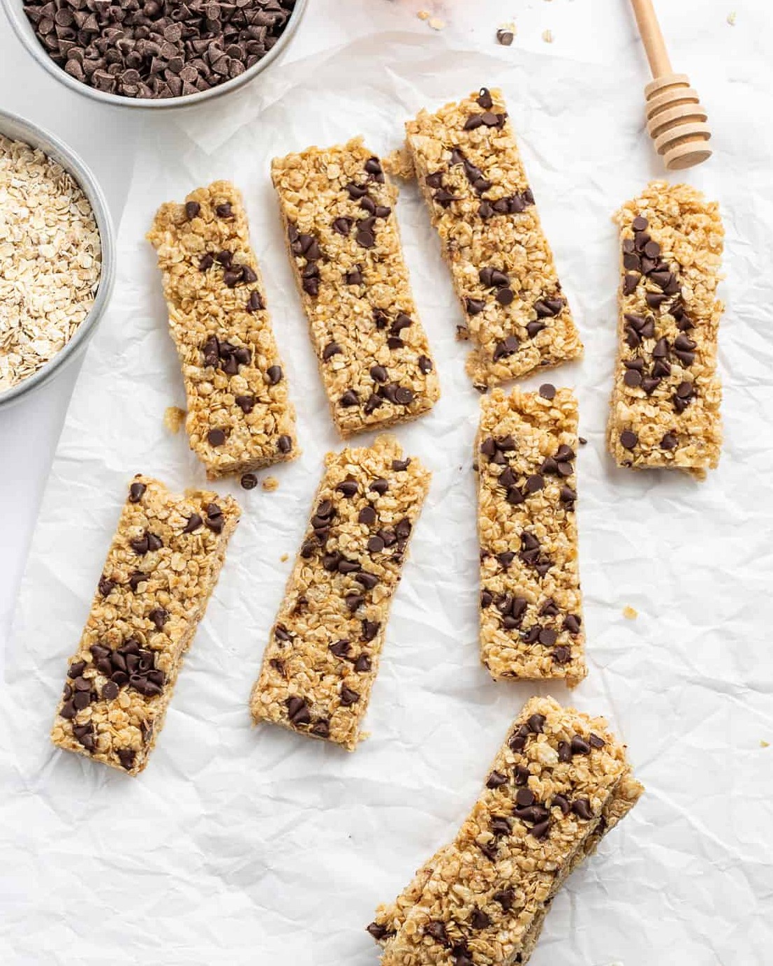 No-bake, chewy chocolate chip granola bars are our new snack staple!
They’re sweetened with honey, stay soft and store for up to two weeks, and they're SUPER EASY to make!
Perfect for busy days when you need a snack that’s both yummy and made with real ingredients.
Print the recipe on the blog, linked in my profile! Enjoy!
#granolaDIY #easyfamilymeals #healthykidssnacks #snackideasforkids #chewygoodness #quickrecipes