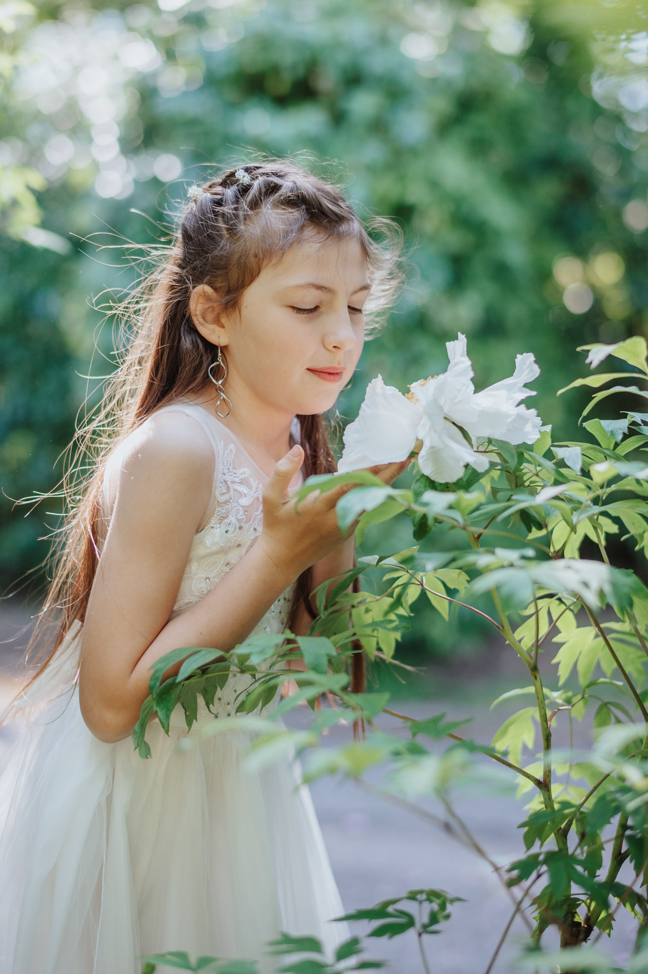 Une séance pleine de douceur pour clôturer la saison des communions 🌿📸
Un vrai petit rayon de soleil au Jardin des Faïenciers ✨
#photographemetz #communion2025 #photographiedefamille #portraitenfant #jardindesfaienciers #photographeenmoselle #photographievintage #souvenirsdenfance #familyphotographer #childportrait #communionphotography #outdoorphotoshoot #frenchphotographer #jardindesfaienciers #fineartphotography #lightandairy #metzphotographer #mosellephotographer