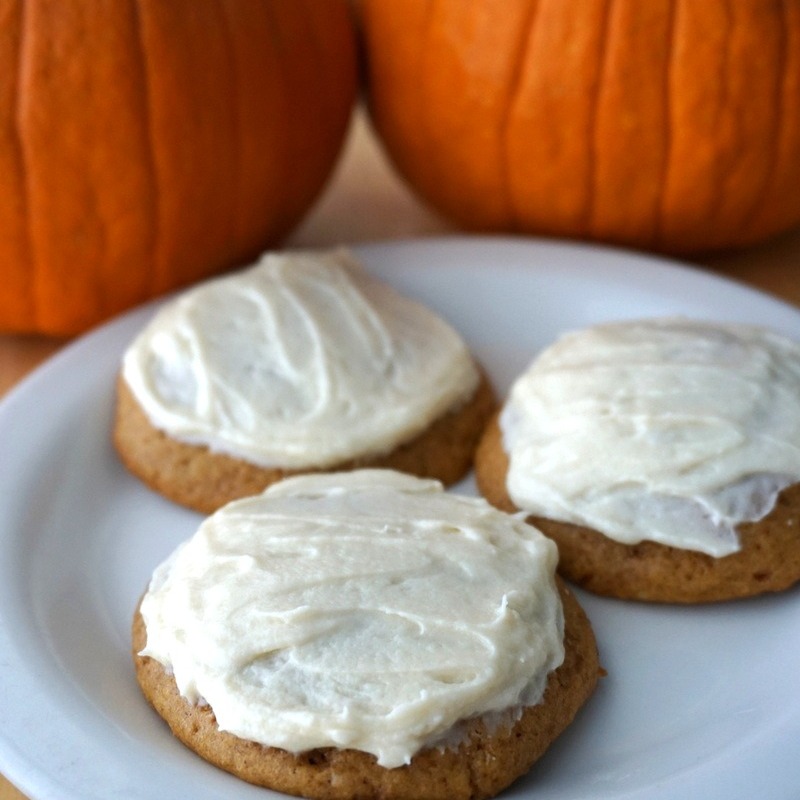 EINKORN PUMPKIN SPICE COOKIES🥳🥳🥳: When topped with cream cheese frosting, each cookie is like a miniature pumpkin cake. YUM! Einkorn is an ancient variety of wheat that has never been hybridized; as such it is naturally LOWER IN GLUTEN AND HIGHER IN PROTEIN than modern wheat. Some people who have sensitivities to gluten in modern wheat can actually consume Einkorn with no problems 🤩.
🎃🥚🧈INGREDIENTS:
Cookies
• 2 cups Einkorn all-purpose flour
• 1 Tb aluminum-free baking powder
• 1/4 tsp sea salt
• 2 & 1/2 tsp cinnamon
• 1/2 tsp nutmeg
• 1/4 tsp ginger
• 1/2 cup (1 stick) butter, at room temperature (preferably nutrient-dense butter)
• 1/2 cup sucanat
• 1/2 cup organic sugar
• 2 eggs, preferably from pastured hens
• 1 cup pumpkin puree (homemade or canned)
Cream Cheese Frosting
• 1/4 cup (1/2 stick) butter, at room temperature (preferably nutrient-dense butter)
• 4 ounces of brick-type cream cheese, at room temperature
• 1&1/2 tsp vanilla extract
• 1 cup powdered sugar
GET THE FULL RECIPE HERE 👇👇👇: https://www.nourishedandnurturedlife.com/post/frosted-einkorn-pumpkin-spice-cookies
