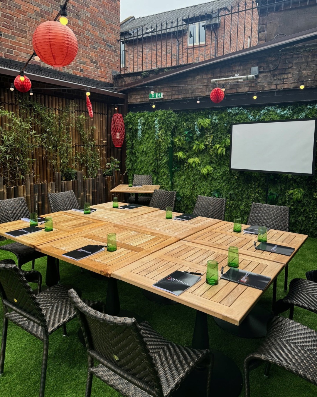 Looking for the perfect place to host your next business event? 💼✨
At The Chester Townhouse, we offer the ideal setting for meetings, workshops and corporate gatherings. With versatile spaces, excellent facilities and a professional yet welcoming atmosphere, we’ll ensure your event runs seamlessly from start to finish.
Whether it’s a strategy session, team workshop or client meeting, we have the perfect space and facilities to accommodate you.
📧 Enquire now: reservations@chestertownhouse.com
📞 01244 567 300
Let’s start planning your next successful event today.
#ChesterBusiness #CorporateEvents #MeetingSpace #WorkshopVenue #BusinessInChester #TheChesterTownhouse