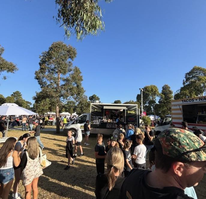 TODAY IS THE DAY
Budburst 2024 Festival Fun
The Yumpling Truck
@ Double Oaks Estate
Live music
Wine, Beer, Cider
Menu:
All types of Dumplings
Beef fried noodles
Teriyaki Chicken
Japanese Curry Chicken
Fried Rice
Amazing Wine, Food, and Live Music
(Beer and Cider available)
Child friendly
Budburst 2024
Nov 16 & 17
10am - 5pm
#macedonrangesnaturallycool #melbourneweekends #macedonranges #weekendsinmelbourne #lancefield #macedonrangeswine #sunbury #kyneton #gisborne #woodend #visitmacedonranges #daylesfordmacedonlife #daylesford #budburst #budburst2024 #cellardoor #macedonrangessc