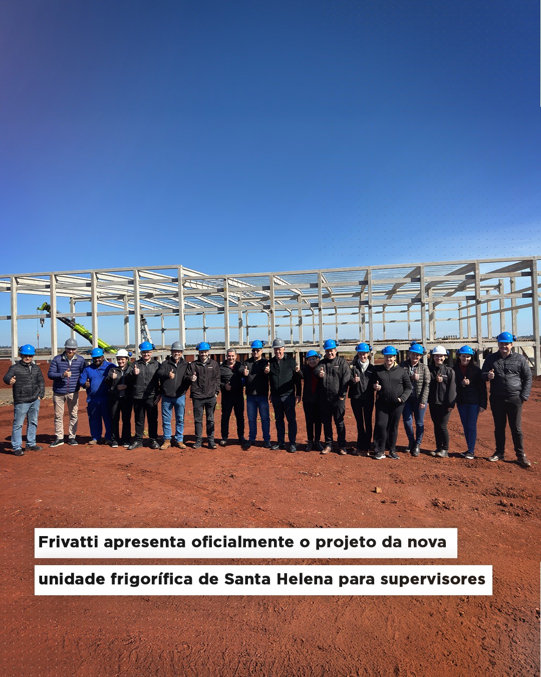 Na última quinta-feira (12) 📅, nossos supervisores participaram da apresentação oficial do novo frigorífico da Frivatti em Santa Helena 🏗️🐖. Durante o encontro, conheceram de perto o planejamento da obra 📊, visitaram o canteiro 👷♂️👷♀️ e entenderam como cada etapa está sendo executada com precisão, inovação e foco em sustentabilidade ⚙️🌱.
Mais do que apresentar uma nova planta, reforçamos nosso compromisso com a transparência 🔍, a valorização das lideranças 🤝 e a construção de um futuro sólido para todos 🚀.
📍 Santa Helena – PR
Acesse a matéria completa: www.frivatti.ind.br/post/supervisores-da-frivatti-conhecem-projeto-do-novo-frigor%C3%ADfico-em-santa-helena
#Frivatti #NovaUnidade #Frigorífico #Inovação #GestãoDePessoas #SantaHelena #CadeiaProdutiva