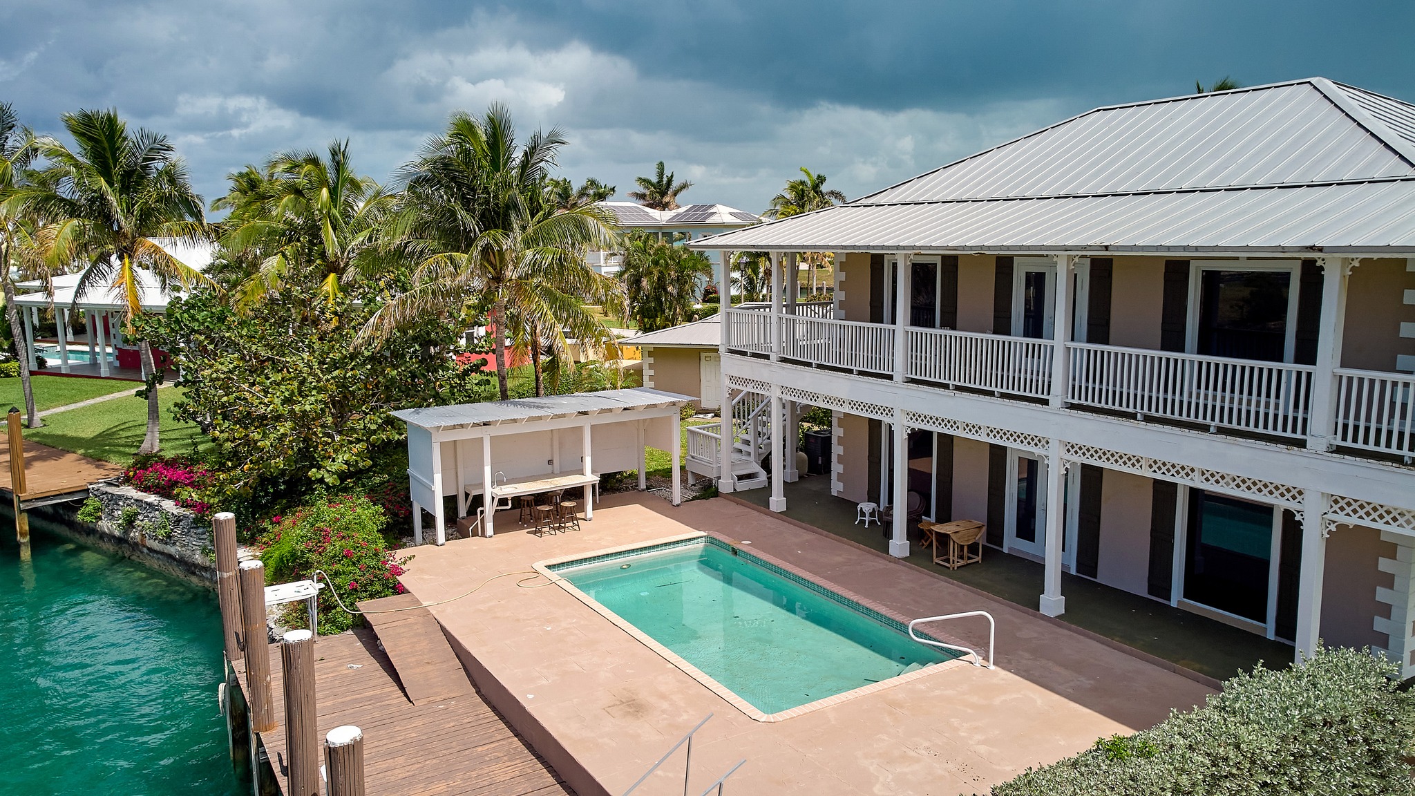 Ironwood Villa at Old Bahama Bay - 3 bedroom with private pool and boat dock (and is the only house with its own fresh water pump). Here are the available dates this summer: June 25 - July 2; July 13 - 23 and all of August! Nightly rate including dockage: $1,220.
Visit our website for more information or send us a DM.
#bahamavillarentals #vacationrentals #oldbahamabay #westendbahamas #grandbahama #bahamasboating