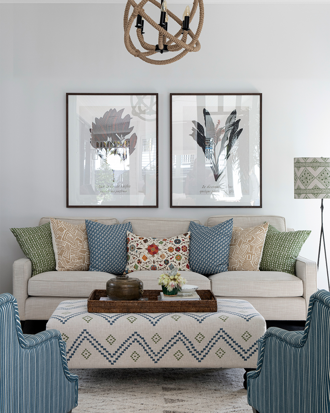 Nice and plush for lounging, just how we like it.
#classicinteriordesign #queenslanderhome