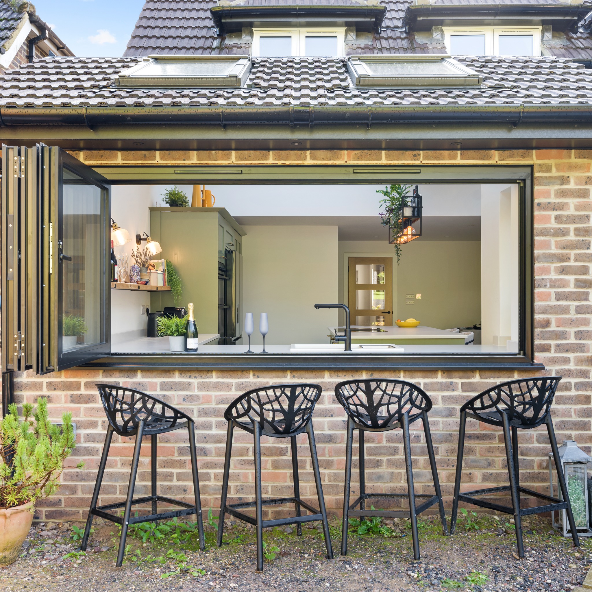 When we talk about "bringing the outside in," this is exactly what we mean.
This countertop window bar creates the perfect indoor/outdoor moment—ideal for summer breakfasts, evening drinks, or keeping an eye on little ones in the garden 🌿🍷
Take a look at the full transformation of this home, inside and out—now live on the blog.
🔗 Link in bio.
📸 Thank you @studio_27_a for the photos of this project.
#KitchenGoals #IndoorOutdoorLiving #BlissInteriors #WindowBarDesign #GardenConnection