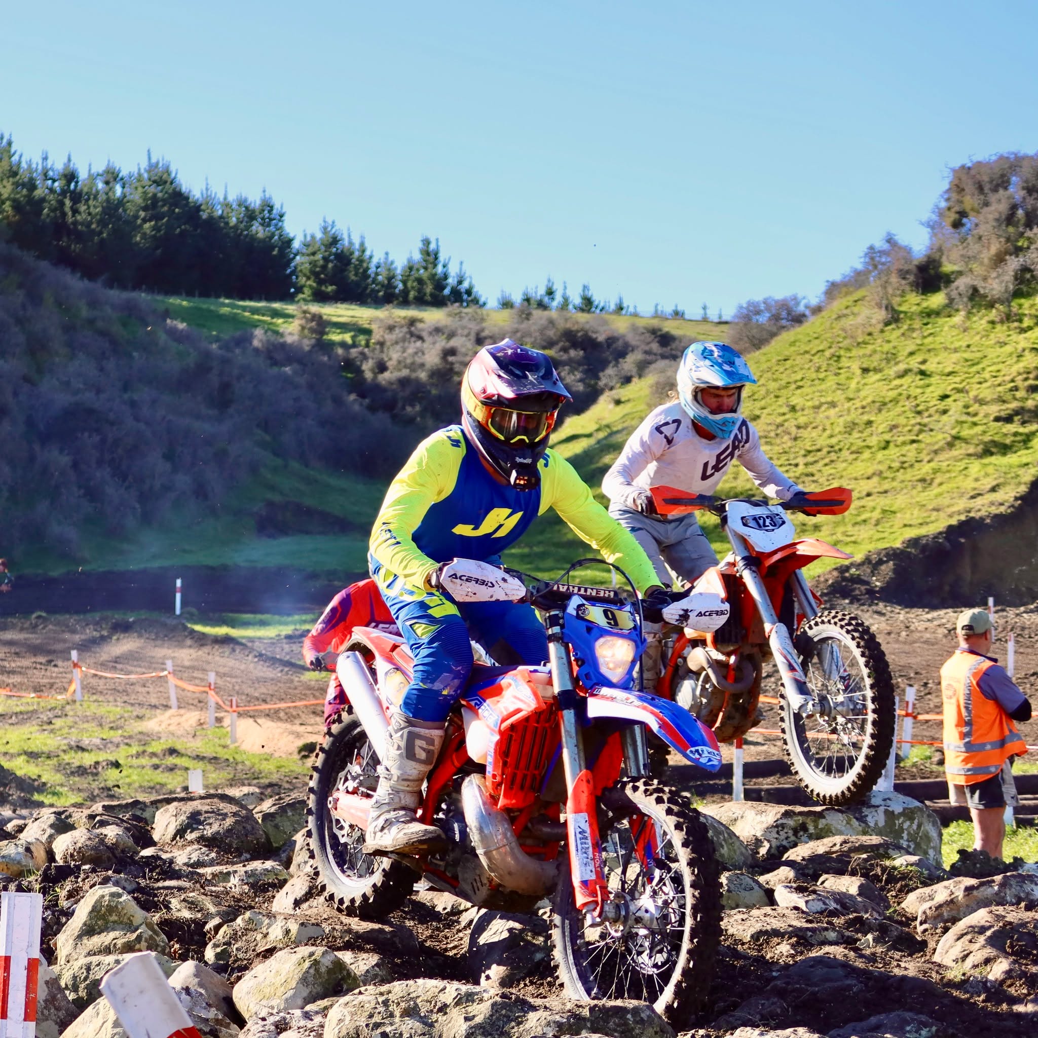 Mitch tackled the back country rodeo race down in Christchurch.
Placing 10th in the prologue and managed to tackle the track and place 2nd overall for the Hard Enduro day.
Mitch had recently discovered "rice porridge" for his carb choice and vows to never go back to oats. Feeling fuelled for both days, he was able to stay on top of his game and ride his way to the podium.
Youtube vid up now of the race!
#dirtbikes #nz #motonutrition #carbs #hardenduro