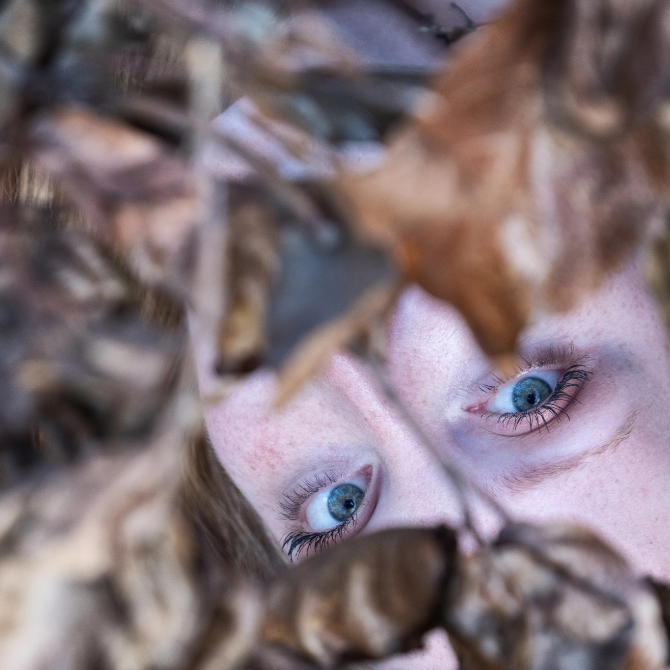 Behind The Hunter’s Daughter by Nicola Solvinic from @berkleypub. What do I see as the key similarities and differences between Anna and Elena? I think that Anna is the best version of herself, the version that tries to do good in the world, the version that wrestles with a conscience and is concerned with right and wrong. Elena, as a child, didn’t have those bright lines drawn for her. She gravitated to her father’s ethics, idolizing her father, and that horrifies her grown-up self.
Now available: (link to purchase in bio)
#nicolasolvinic #thehuntersdaughter #mysteryauthor #crimeauthor #thrillerwriter #criminology #crimefiction #crimethriller #crimenovel #suspensenovel #thrillerbook #murdermystery #mysteryreads #booklovers #bookclub #newrelease #bookreview #characterdevelopment