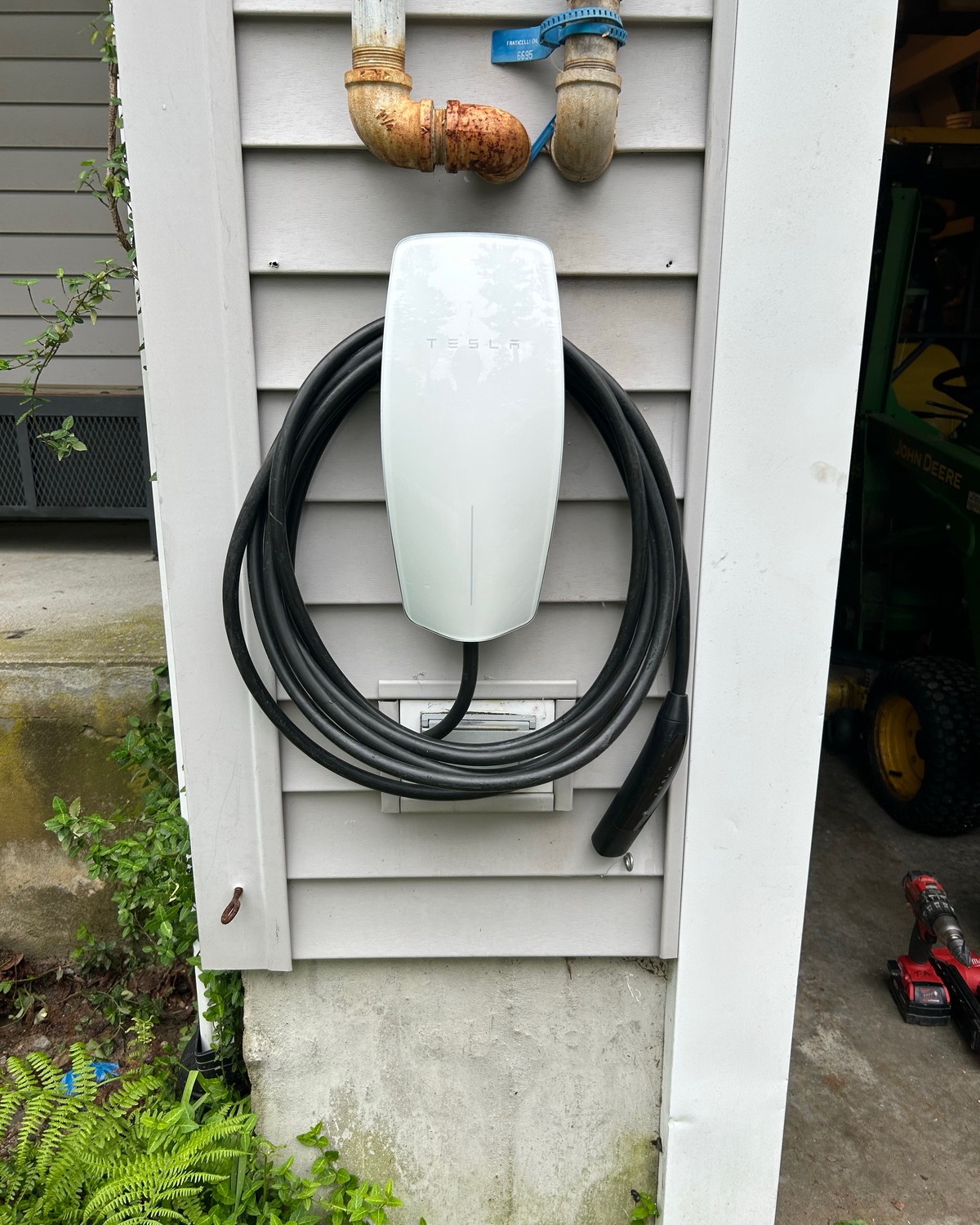 Chargers installed. Earth slightly less doomed.
Just doing our part. 🌍🔌💪
Call us today to start charging your electric vehicle from the comfort of your home! (781) 857-9680
✨Bonus✨ National Grid and Eversource customers may be eligible for rebates up to $1,000!