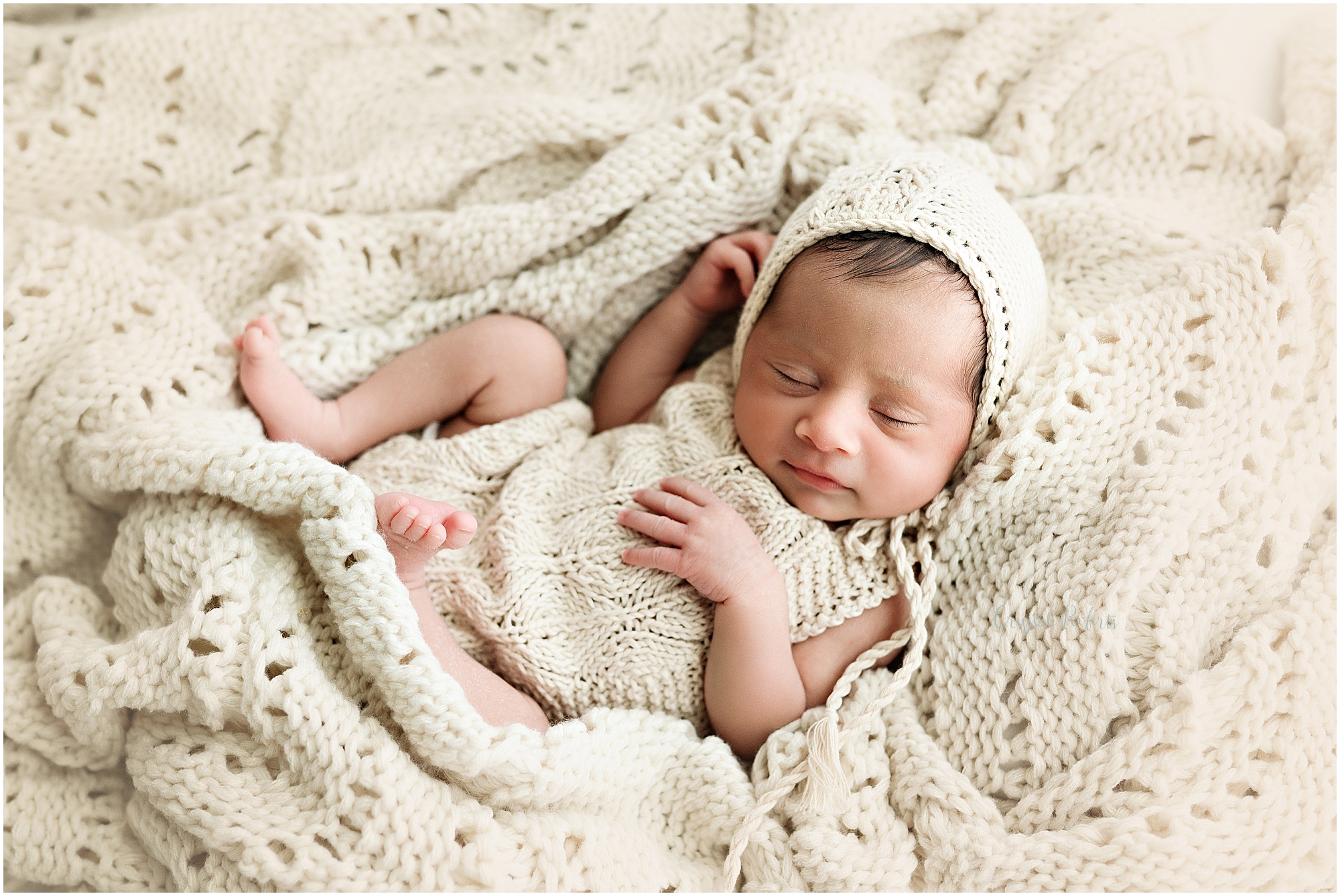 Simplicity at its finest: all cream, all calm, all love. <3
#newbornphotography
#newbornbaby
#lifestylephotography
#newbornlove
#newbornsession
#creamtones
#newborninspo
#softandserene
#babyphotography
#simpleandpure
#neutralbabyshoot
#newbornperfection