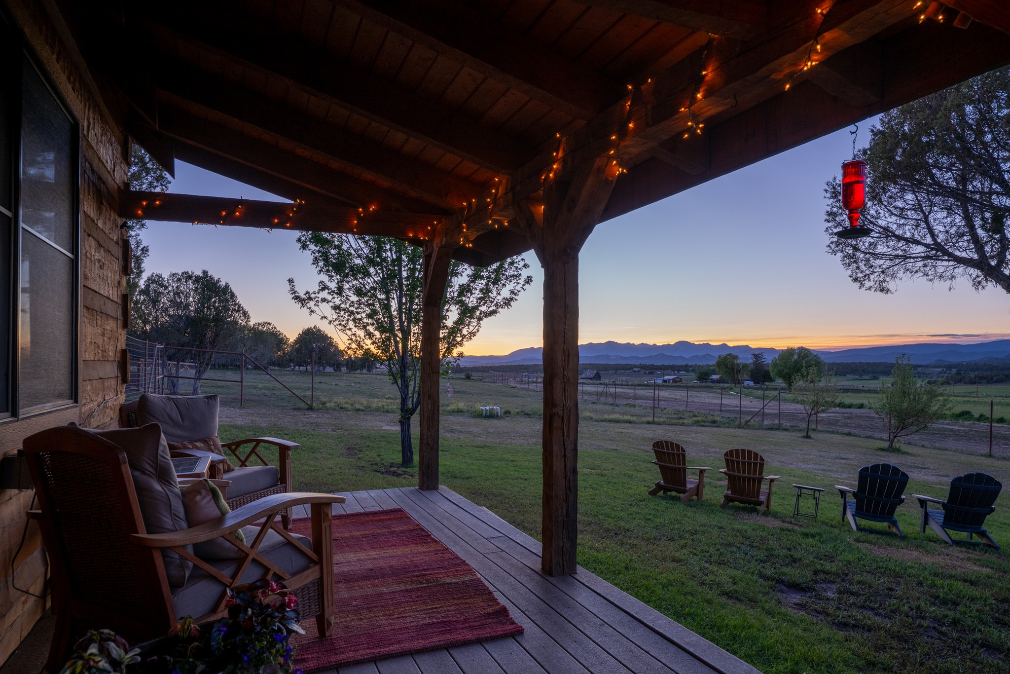 Where summer evenings stretch long, and the porch light always stays on. ✨🌹 Really enjoyed this twilight session!
#PorchGoals #CabinVibes #EveningGlow #coloradophotography #marketing #digitalmarketing #colorado #durango #visitdurango #sanjuanmountains