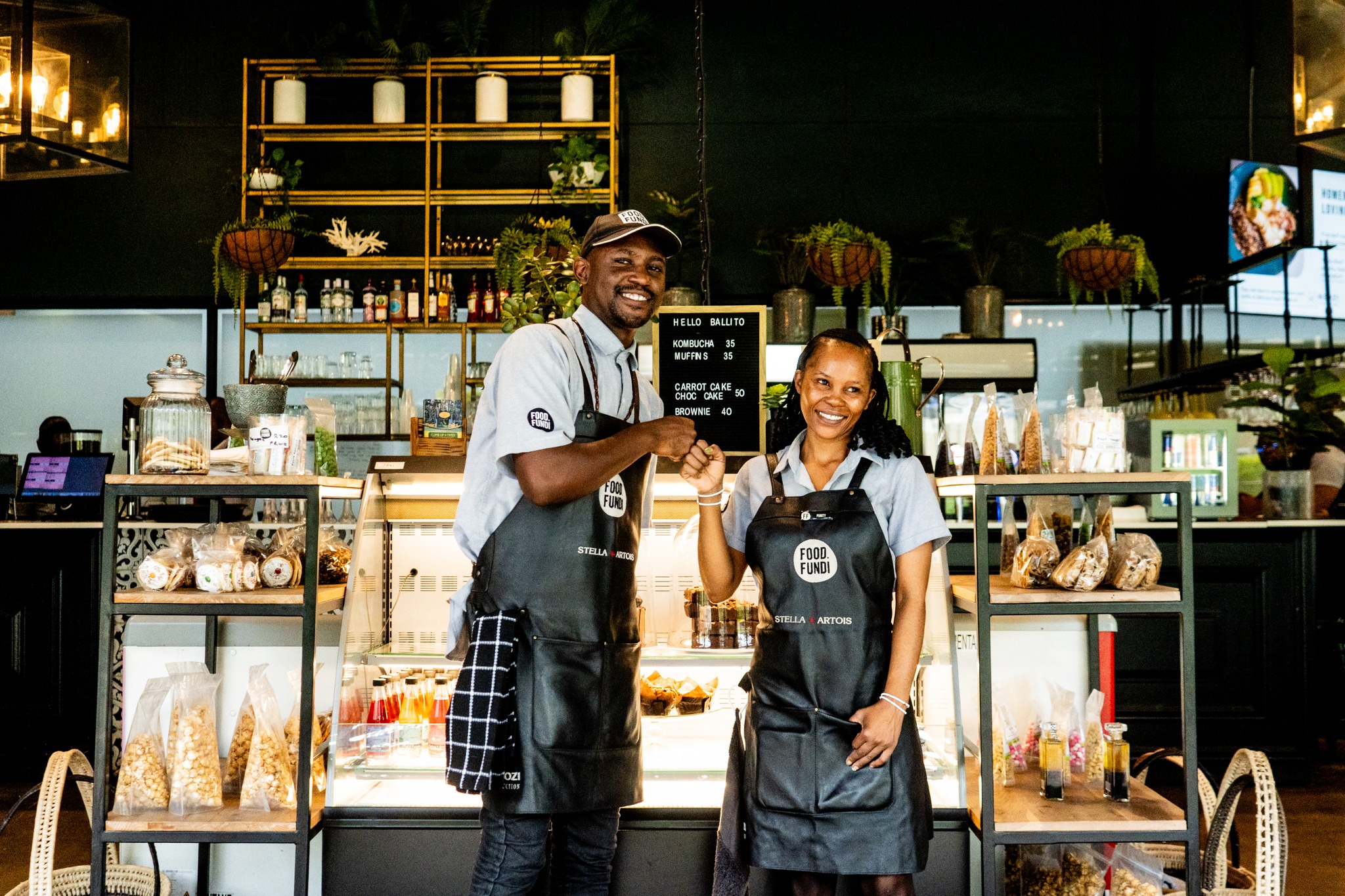 Monday mood ๐ Fist bumps and big smiles for the week ahead.
Now let's go and smash some weekly goals. We're halfway through the year #FundiFans.
(But first, coffee ๐คช)