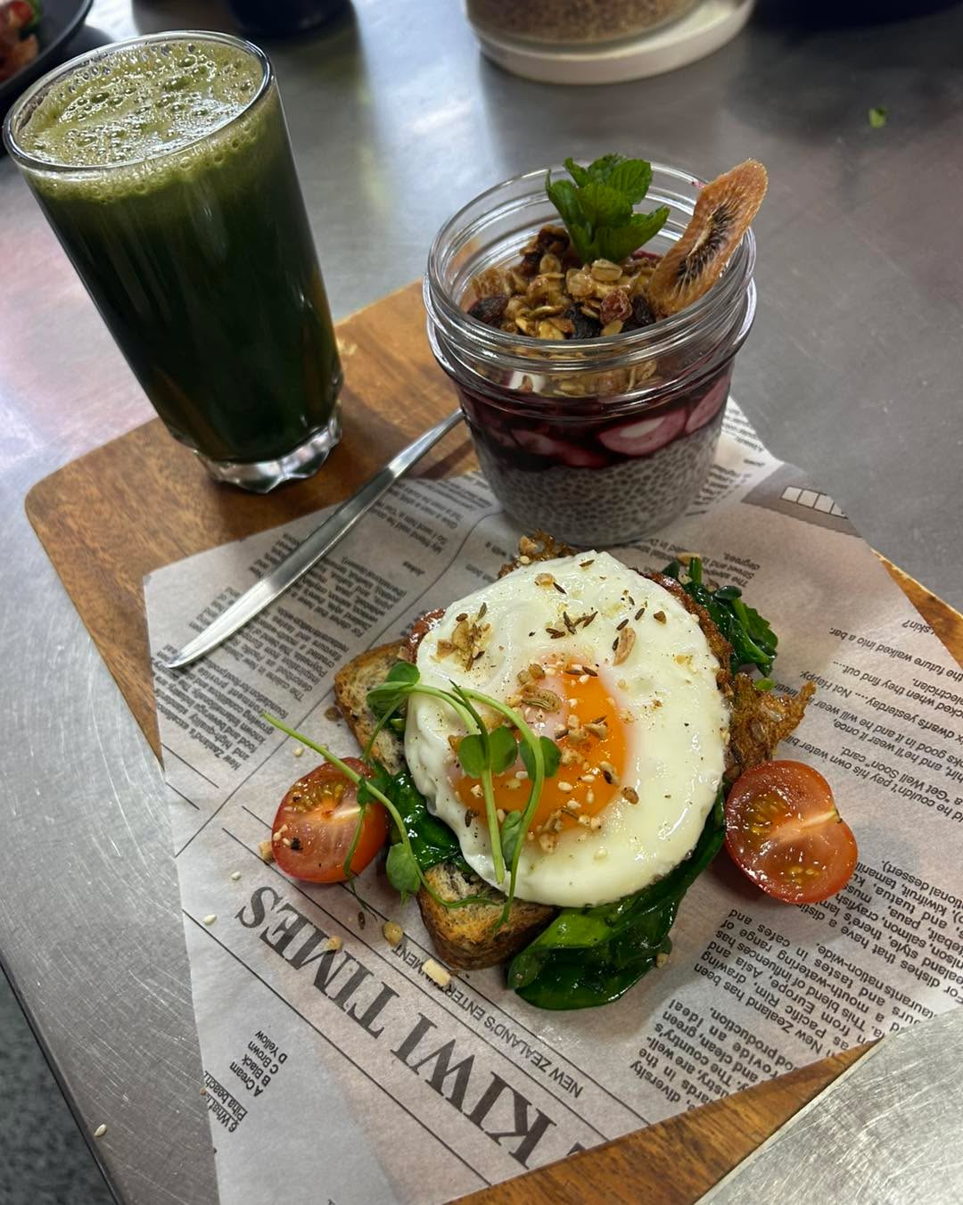 Our new Breakfast Menu is now out. This is our Breakfast Board - fresh juice, granola & chia with egg, spinach, seeded bread, cherry tomatoes and dukkah.
#cafeambience #gore #VeganAndGlutenFree