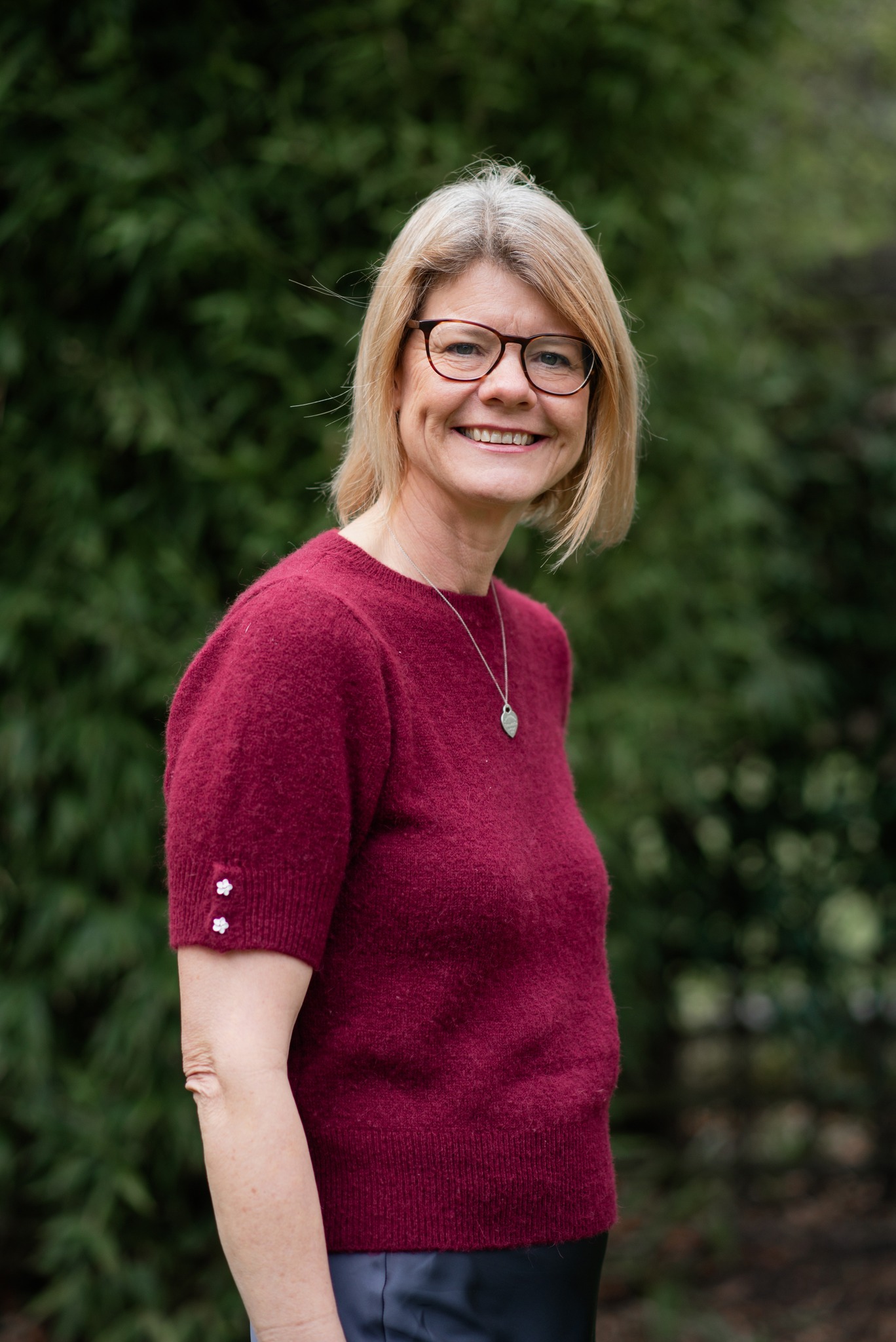 Meet #Zest4Life Mentors 🌟
Hannah Crabtree – Business Mentor
With a background in food science and experience in both food retail and manufacturing, Hannah brings a deep understanding of food to her role as a registered Nutritional Therapist and Health Coach. A true foodie at heart, she combines her passion for nutrition with real-world experience to support lasting, positive change.
Today, Hannah runs a thriving virtual practice, offering one-to-one consultations, online group programmes, and corporate wellness support. She’s dedicated to helping her clients achieve their health goals—and equally passionate about mentoring fellow nutritional therapists on their journey.
Empowering transformation, one client at a time 💚
#Zest4life #NutritionalTherapy #HealthCoach #WellnessJourney #MeetTheCoach #FoodieForLife #CorporateWellness #OnlineProgrammes #HolisticHealth