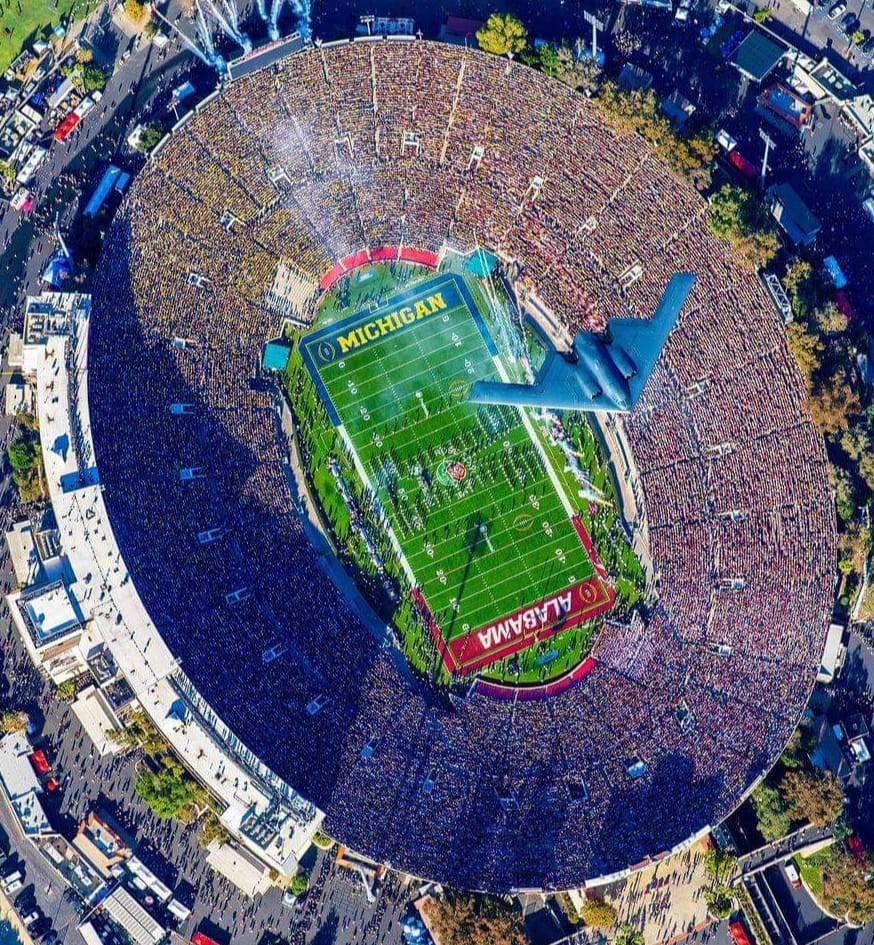 PASADENA ROCKS THE ROSES!