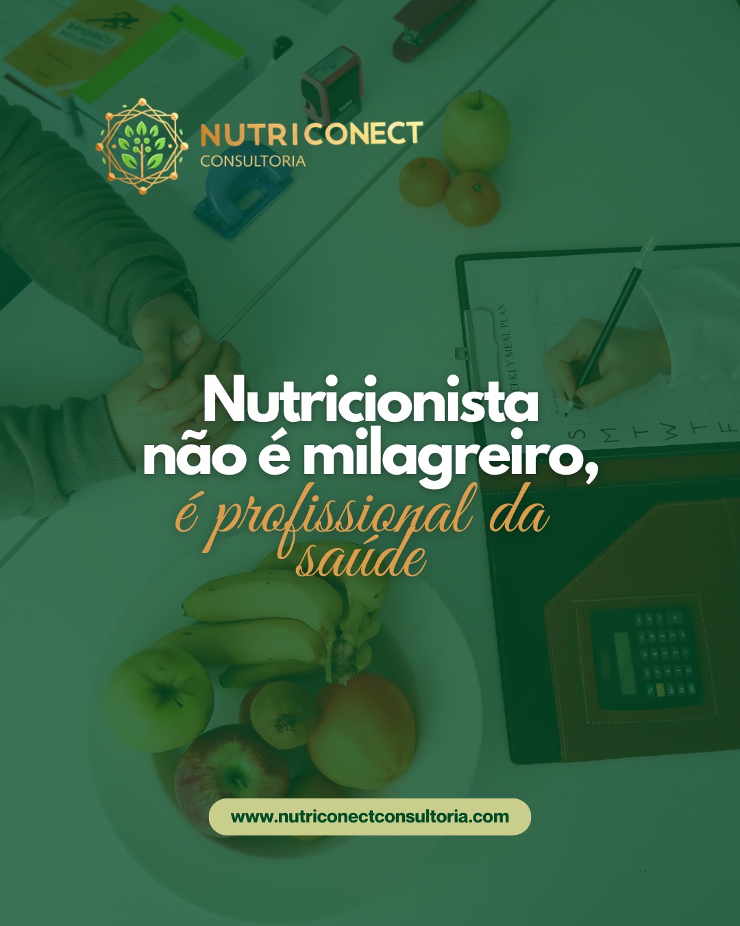 O trabalho do nutricionista vai muito além de fórmulas mágicas ou promessas instantâneas. Ele é um profissional da saúde, guiado pela ciência, pelo conhecimento e pelo compromisso com o bem-estar dos pacientes. No consultório, a nutrição se baseia em estratégias personalizadas, na educação alimentar e no cuidado integral, respeitando individualidades e promovendo mudanças sustentáveis.
Se você busca resultados reais, sugerimos que confie em um nutricionista que entenda sobre a sua rotina, suas necessidades e sua relação com os alimentos.
📌Nutrição não é sobre milagres, é sobre ciência, equilíbrio e transformação.
💬 Você já teve alguma experiência positiva com um atendimento nutricional? Conte nos comentários e vamos falar mais sobre isso!
💚 Caso precise de acompanhamento profissional, saiba que temos um nutricionista especializado e pronto para te ajudar a alcançar seus objetivos com segurança e conhecimento!
📲 Acesse a nossa bio e agende em nosso site um Café Online com a Nutri, sem compromisso e sem custo. Estaremos esperando você!
#nutricao #nutriçãoesportiva #saude #autocuidado #alimentação #alimentaçãosaudável