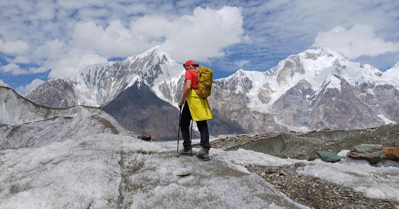 🚁🏔 Heli-Adventure to the Giants of the Tien Shan! 🏔🚁
Our travelers just experienced a once-in-a-lifetime journey — flying by helicopter to the base of Khan Tengri and Pobeda Peak! 🇰🇬✨
These majestic mountains, standing among the highest in Central Asia, offered jaw-dropping views, crystal-clear skies, and pure alpine energy.
Our guests were thrilled to witness the legendary beauty of these peaks from above and up close — a dream come true for mountain lovers! 🏔💙
#HeliTour #KhanTengri #AristaTravelAsia #KyrgyzstanMountains #MountainAdventure #HelicopterExperience #ExploreKyrgyzstan #TienShan #TravelMoments