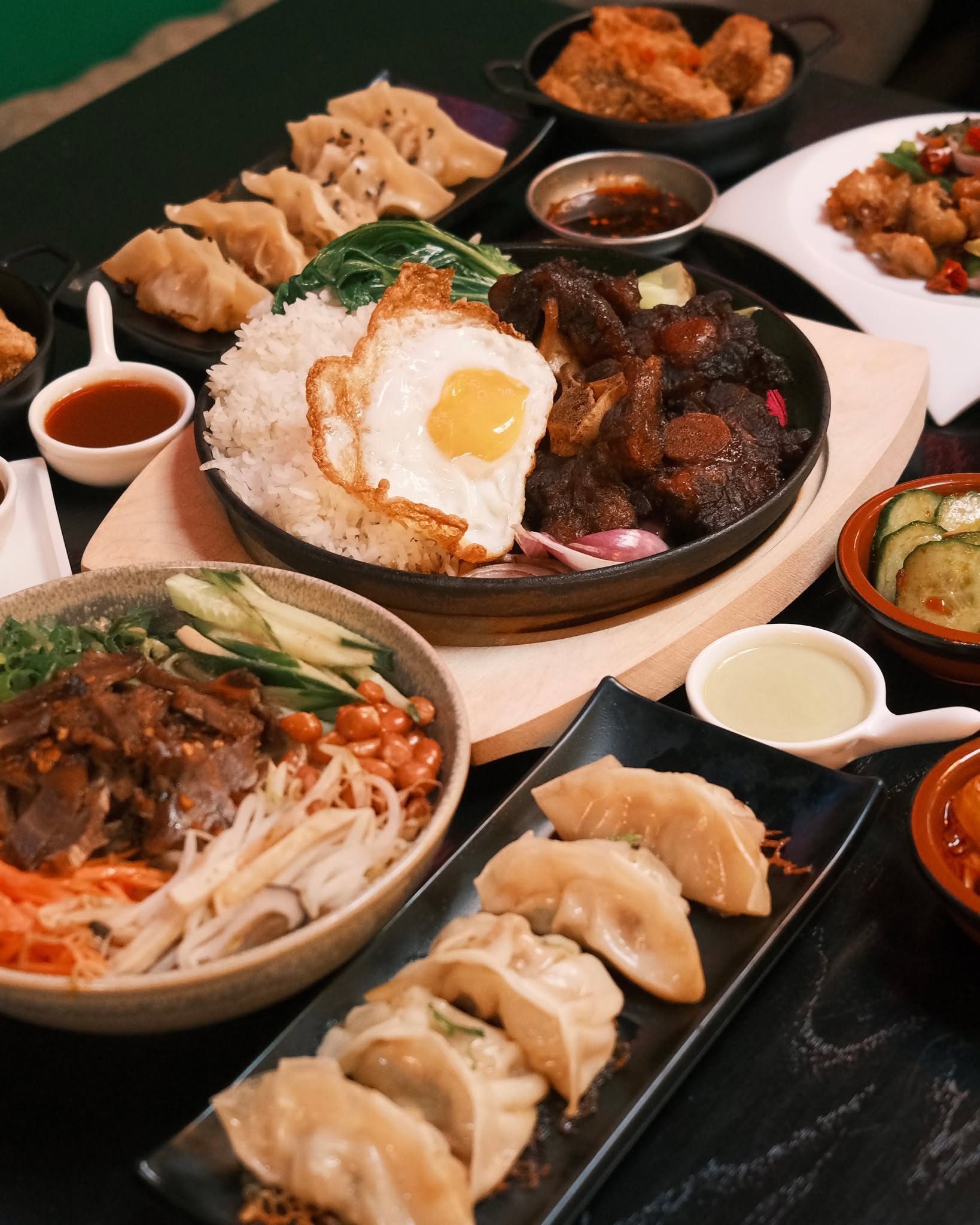 Taste something that is real authentic 🔥😍
#BunsAndNoodles #StreetfoodVibes #authenticchinese #ChineseFood #Madglæde #delicious #cravings #authentictaste