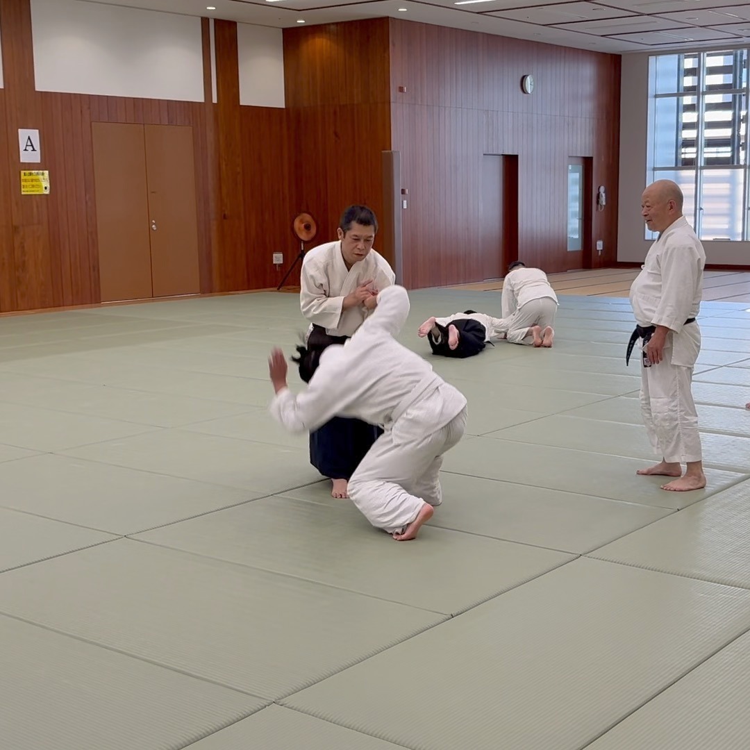 本日は合気会 本部道場 指導部長 入江嘉信師範に指導いただきました。大人だけでなく、子どもたちにも丁寧にご指導いただきとても勉強になりました😊 #合気道 #合気会 #東京 #田町 #港区 #武道 #初心者歓迎 #お稽古 #習いごと #女性 #男性 #小学生 #中学生 #港区スポーツセンター #aikido