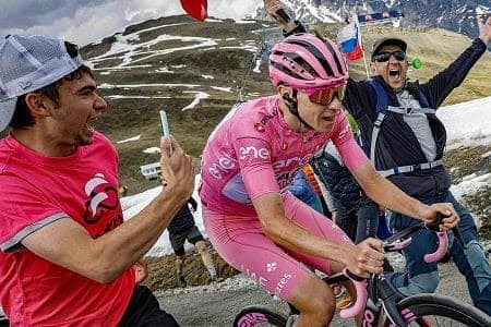 Pretty in CALNAGO PINK while killing the GIRO field.
Tadej Pogacar still winning since I was there Mtn Baldy Queen Stage and Tour of California 2019.
Cyclist of the Decade.