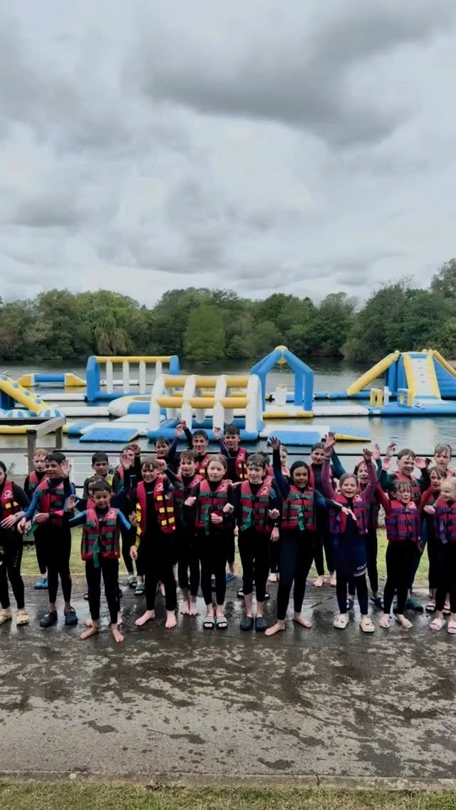 Summer started for SPSRC!! Sort of..
Athletes had tones of fun testing their agility at @thorpelakesuk !
Big thanks to our social committee for organising such a great annual event for the club.
#spsrc #thorpelakesaquapark