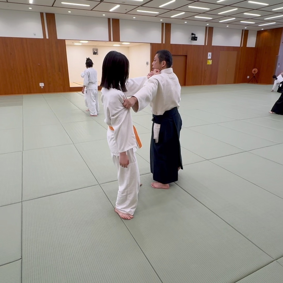 本日は合気会 本部道場 指導部長 入江嘉信師範に指導いただきました。大人だけでなく、子どもたちにも丁寧にご指導いただきとても勉強になりました😊 #合気道 #合気会 #東京 #田町 #港区 #武道 #初心者歓迎 #お稽古 #習いごと #女性 #男性 #小学生 #中学生 #港区スポーツセンター #aikido