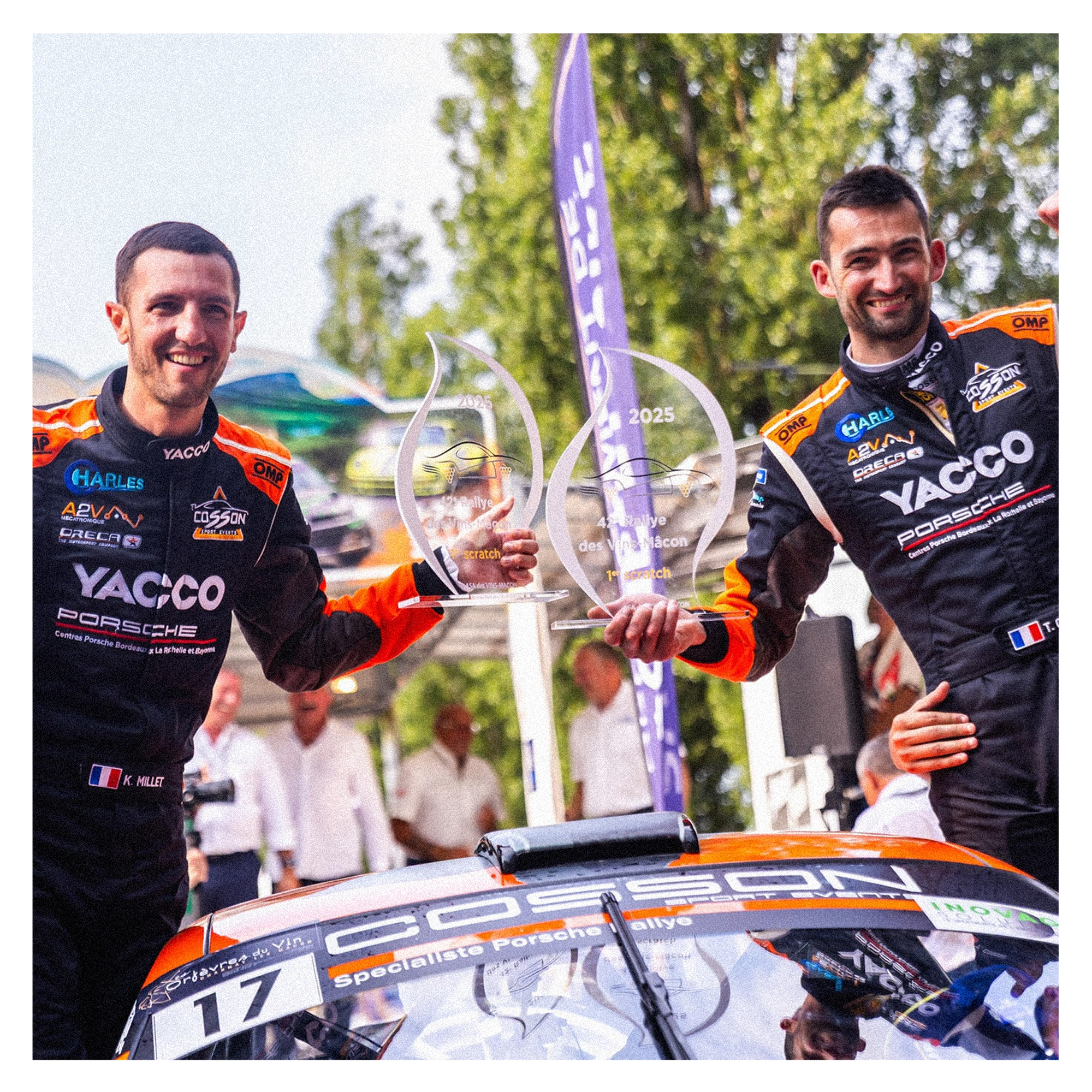 Rallye des vins de Mâcon 2025 📷🇫🇷
GDiffusion ne fait pas que des concours équestres et des expositions canines, nous réalisons des récompenses pour tous les sports !
Ce week-end, nos trophées Fabrication française ont posé leurs valises à Mâcon pour la 42e édition du Rallye des vins !
Félicitations à Anthony Cosson et Kevin Millet qui remportent cette édition du @rallyedesvinsmacon en Porsche 992 GT+. 🚀
