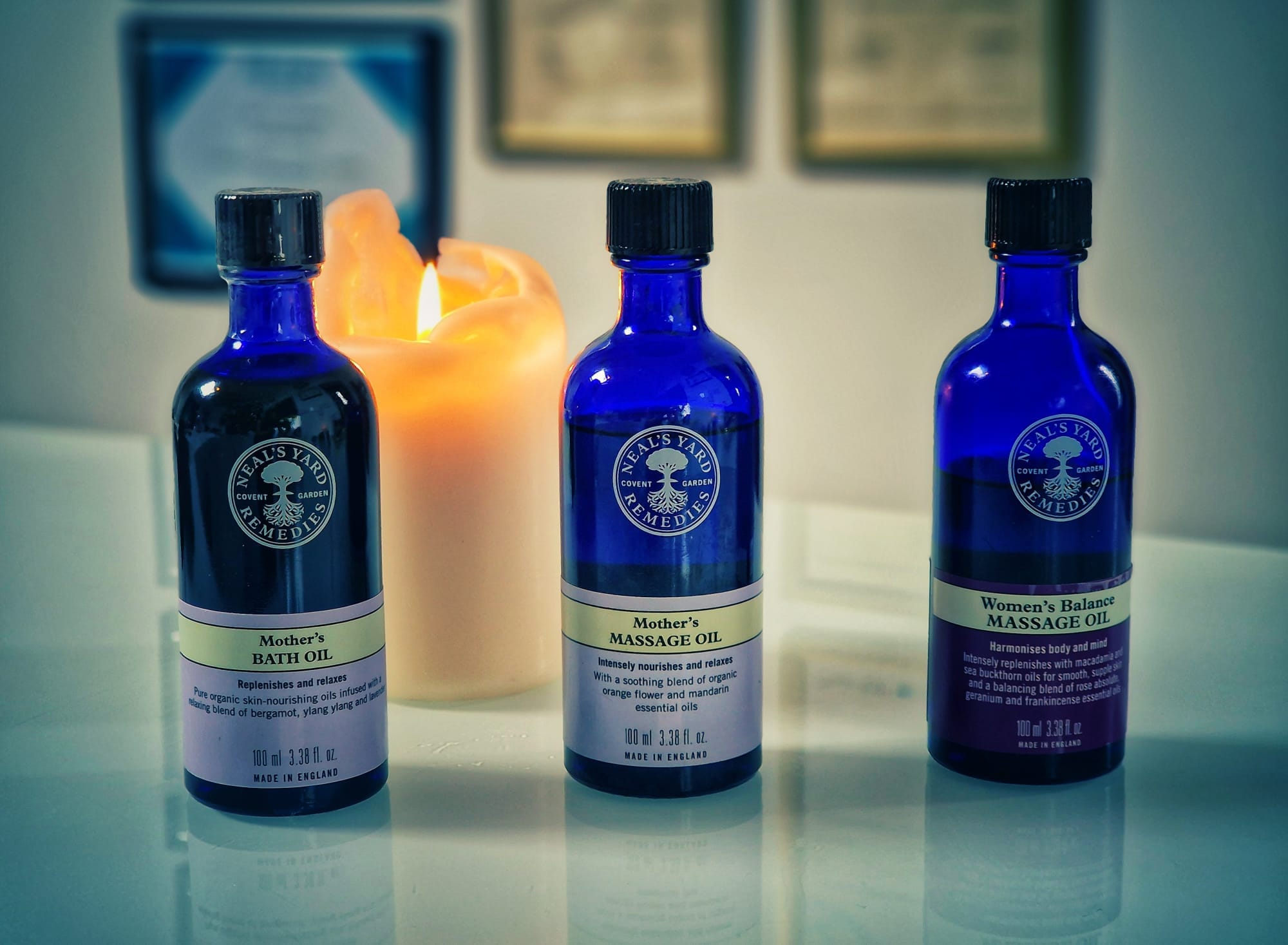 ✨️Give your body a little love! It deserves it after the busy week✨️✨️
A massage with aromatherapy is an excellent way to improve physical and mental health,
relax and enhance overall quality of life💜
There are a few spots left for next week. Don't wait.
Reserve your spot 07753262819💜