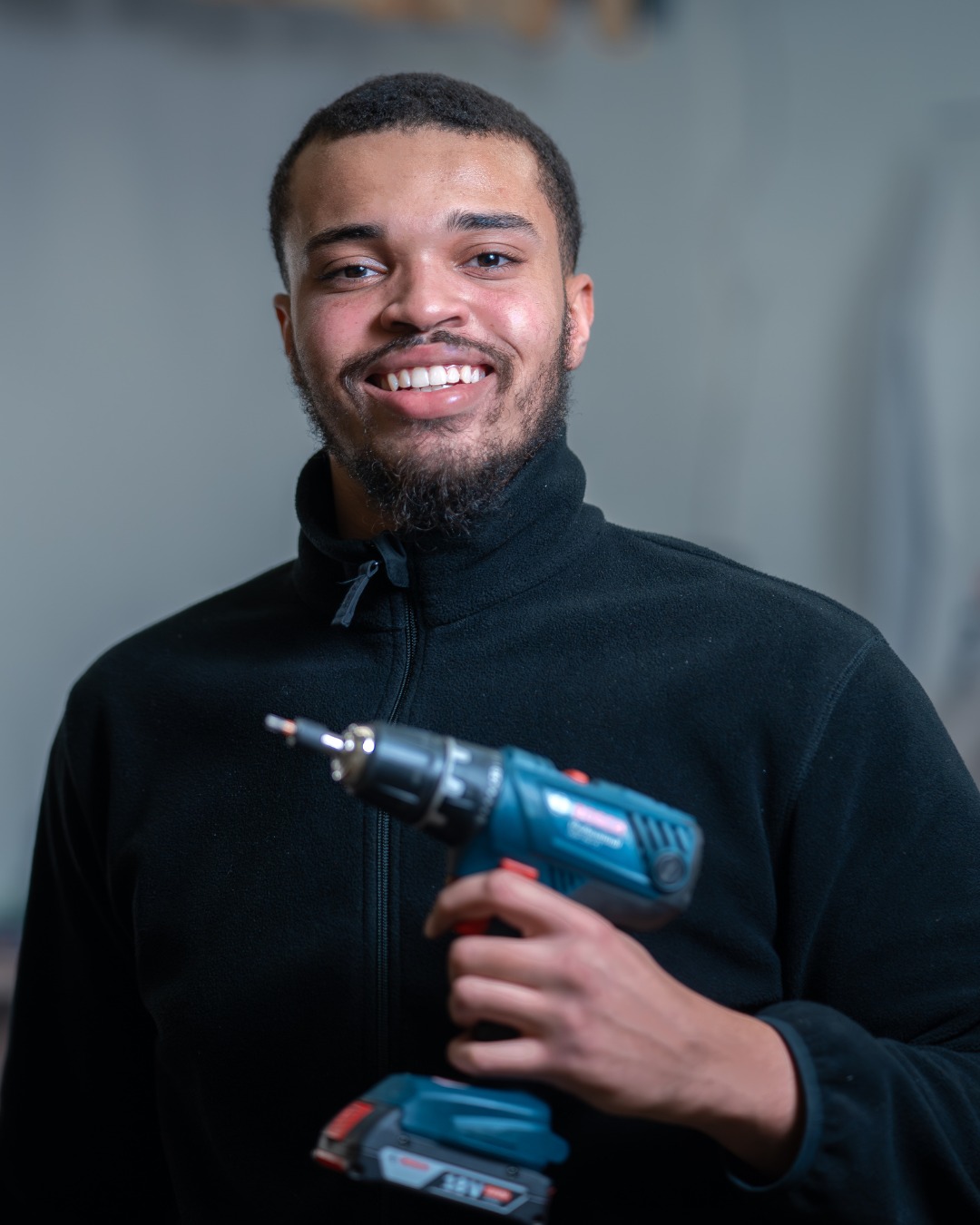 Ein Mann für alle Fälle.
Unser Team Unterhalt sorgt dafür, dass im Haus alles funktioniert. Leise im Hintergrund, aber für uns unverzichtbar. 🔧
#alterszentrum #oberemuehle #unterhalt #instandhaltung #allrounder