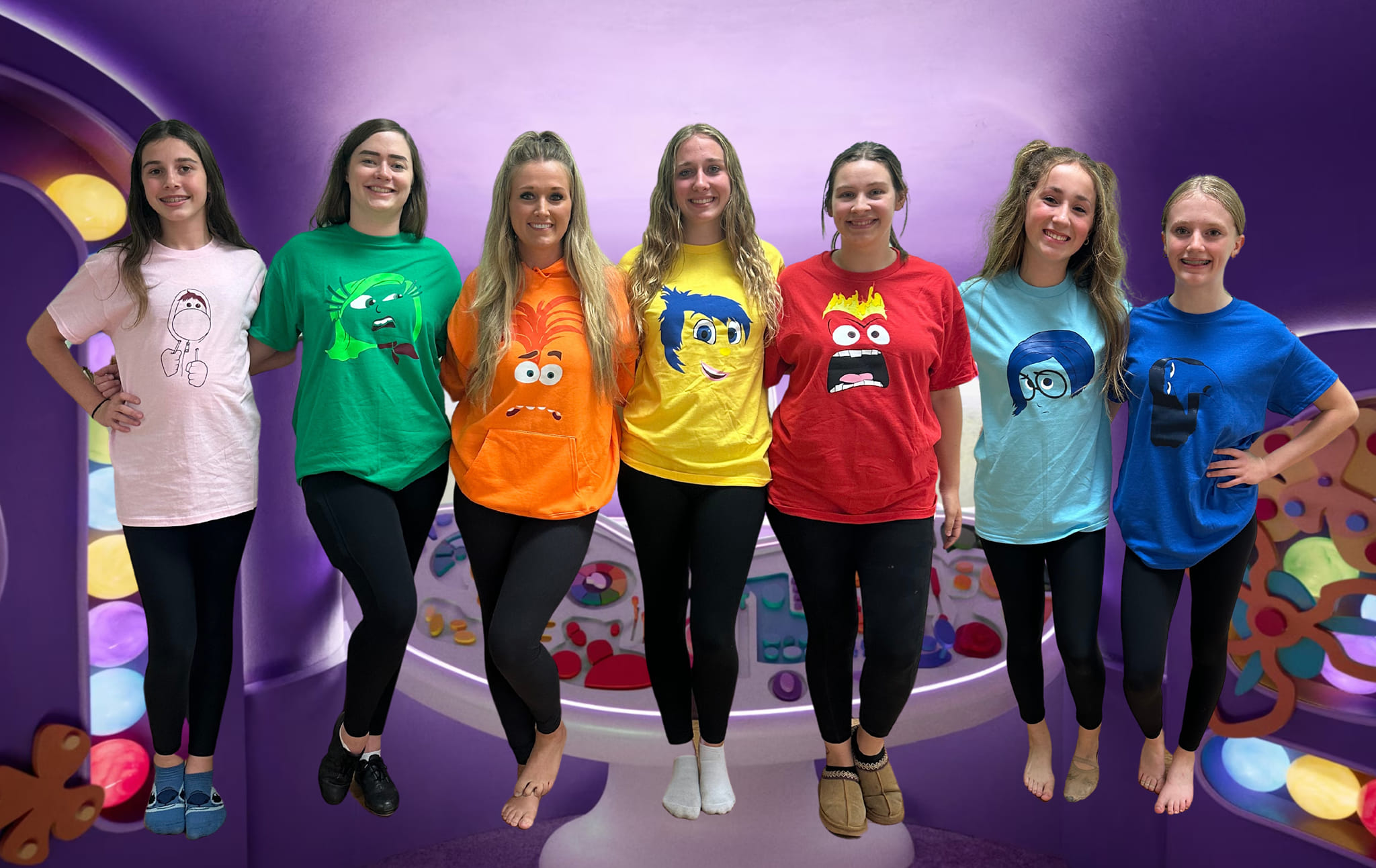 No Classes October 31st!
Have a safe and fun evening!
🎃 Happy Trick-or-Treating From Stage Starz!!! 🎃