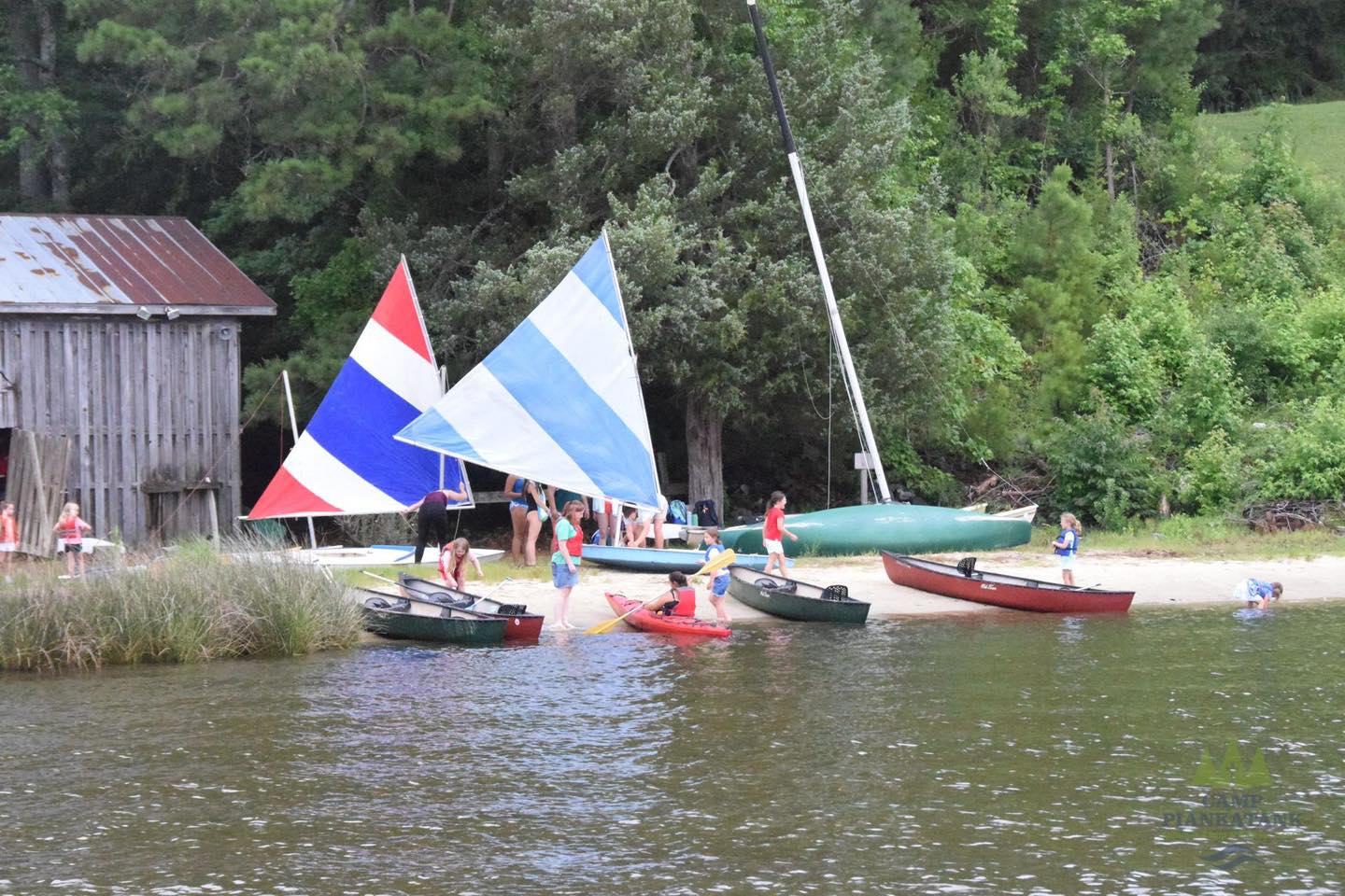 Big news! For the first time in about 5 years we have sailboats going from our shore. Loving it!